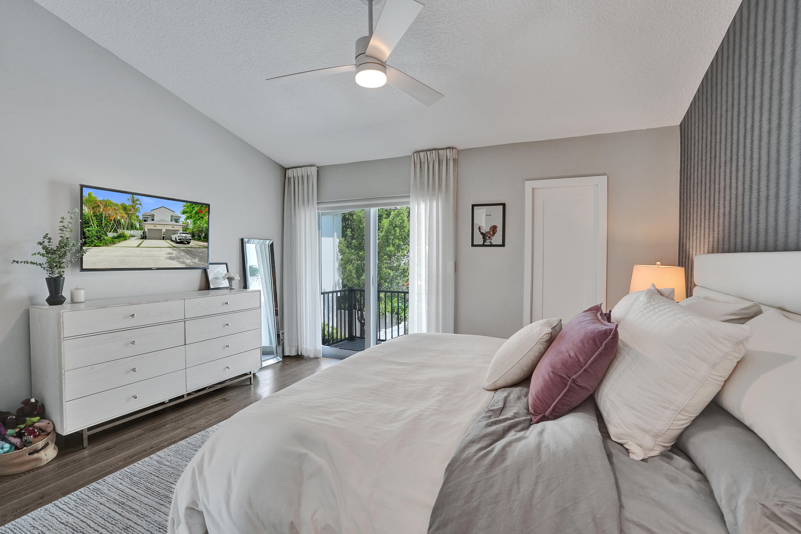 1618 NE 5th Fort Lauderdale, FL 33301