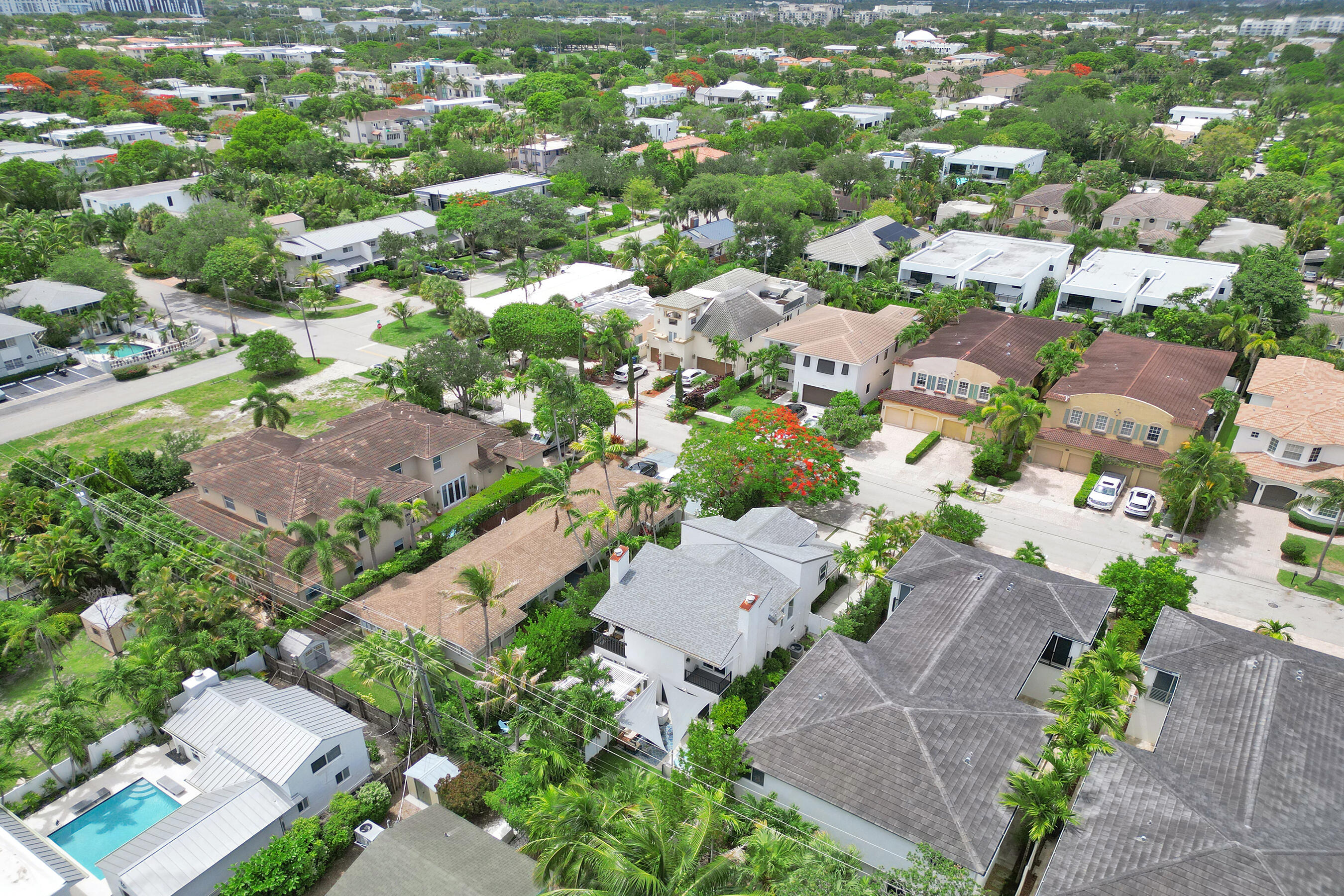 1618 NE 5th Fort Lauderdale, FL 33301