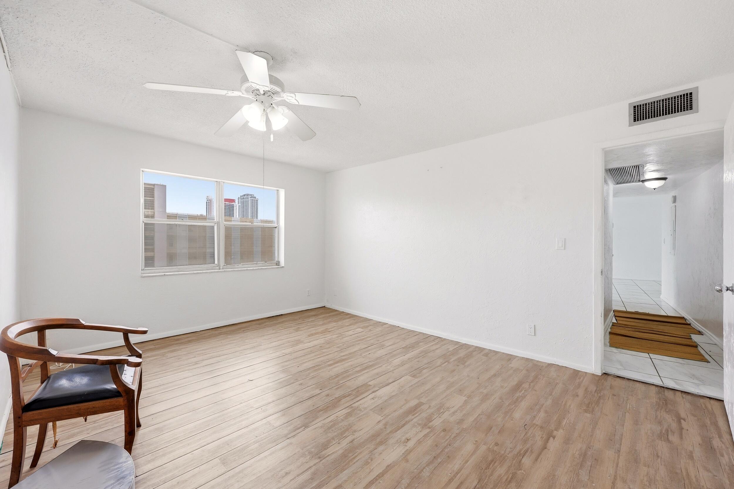 401 Golden Isles #602 Hallandale Beach, FL 33009