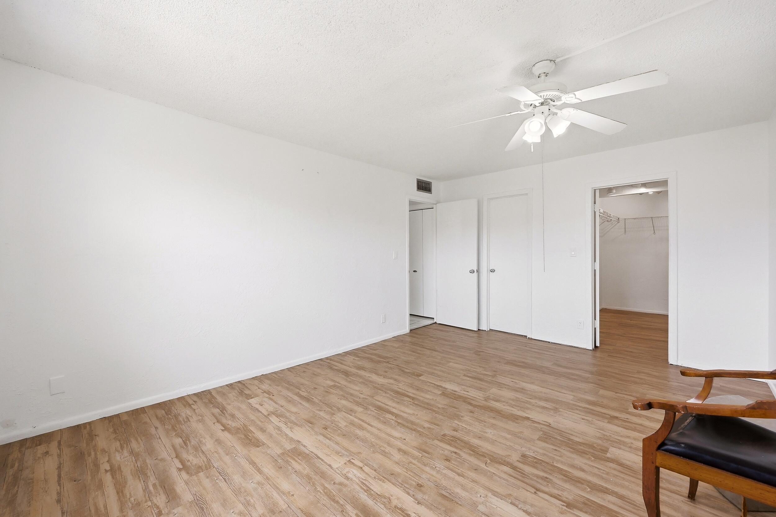 401 Golden Isles #602 Hallandale Beach, FL 33009