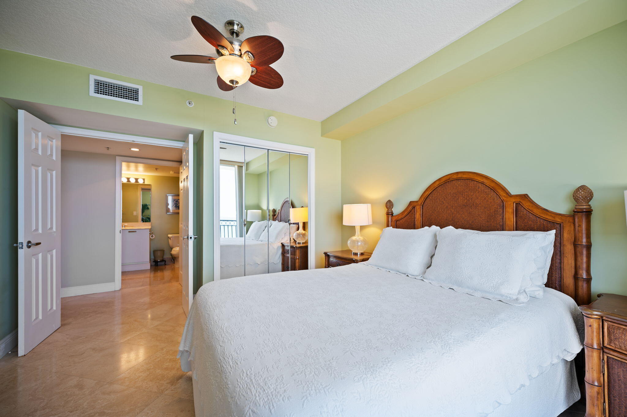 2011 N Ocean #1606 Fort Lauderdale, FL 33305