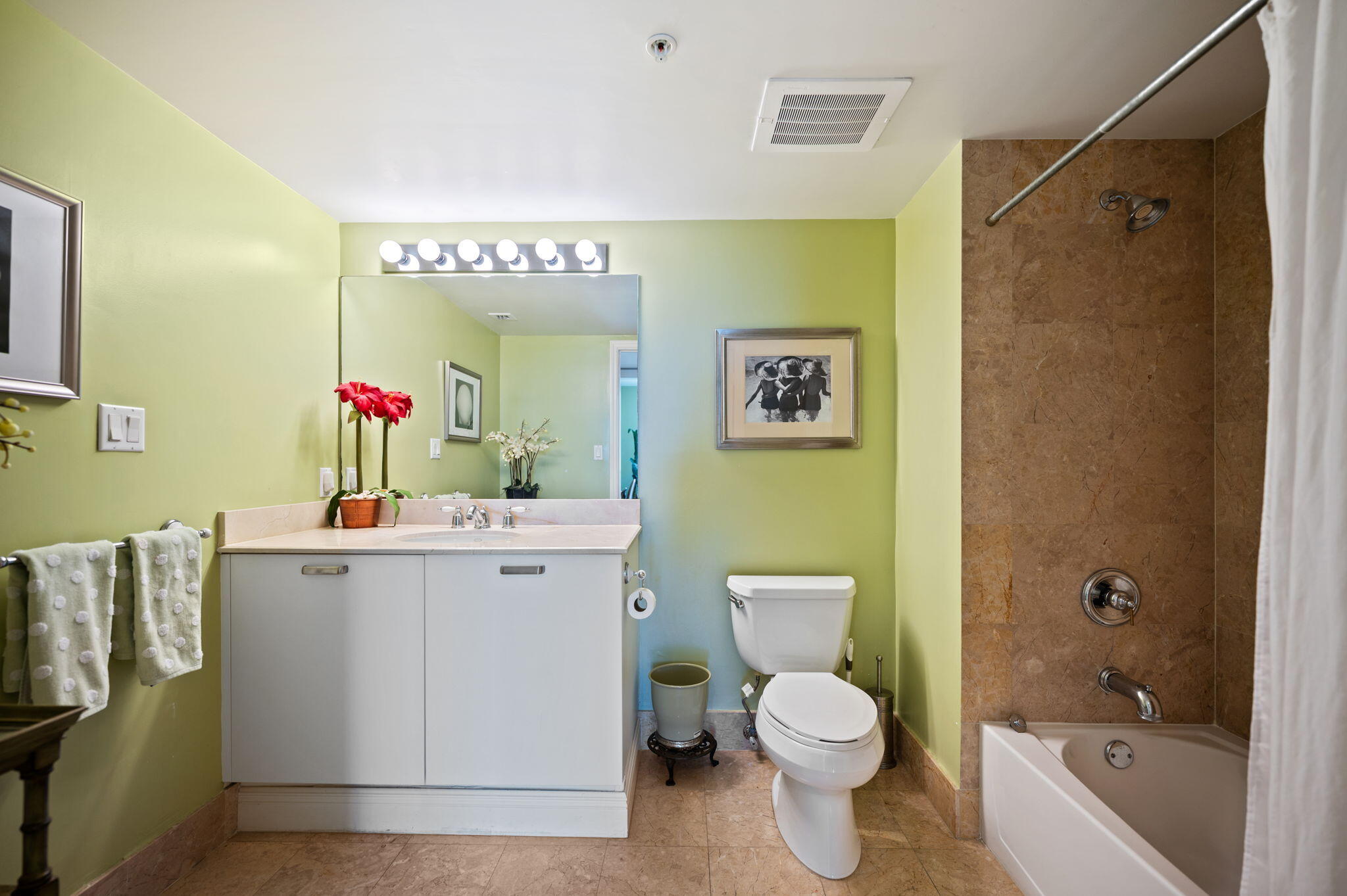 2011 N Ocean #1606 Fort Lauderdale, FL 33305