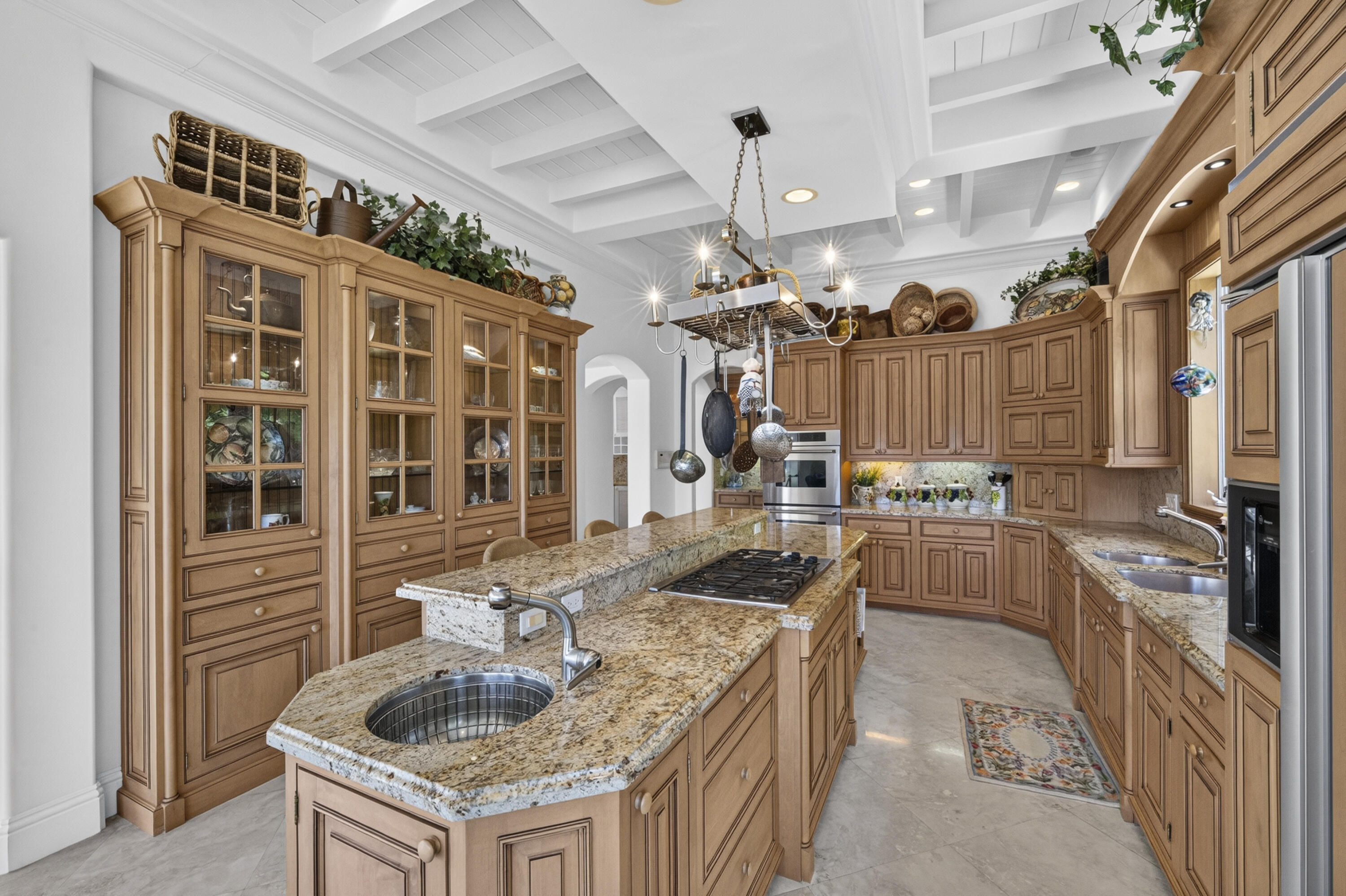 704 Isle Of Palms Fort Lauderdale, FL 33301