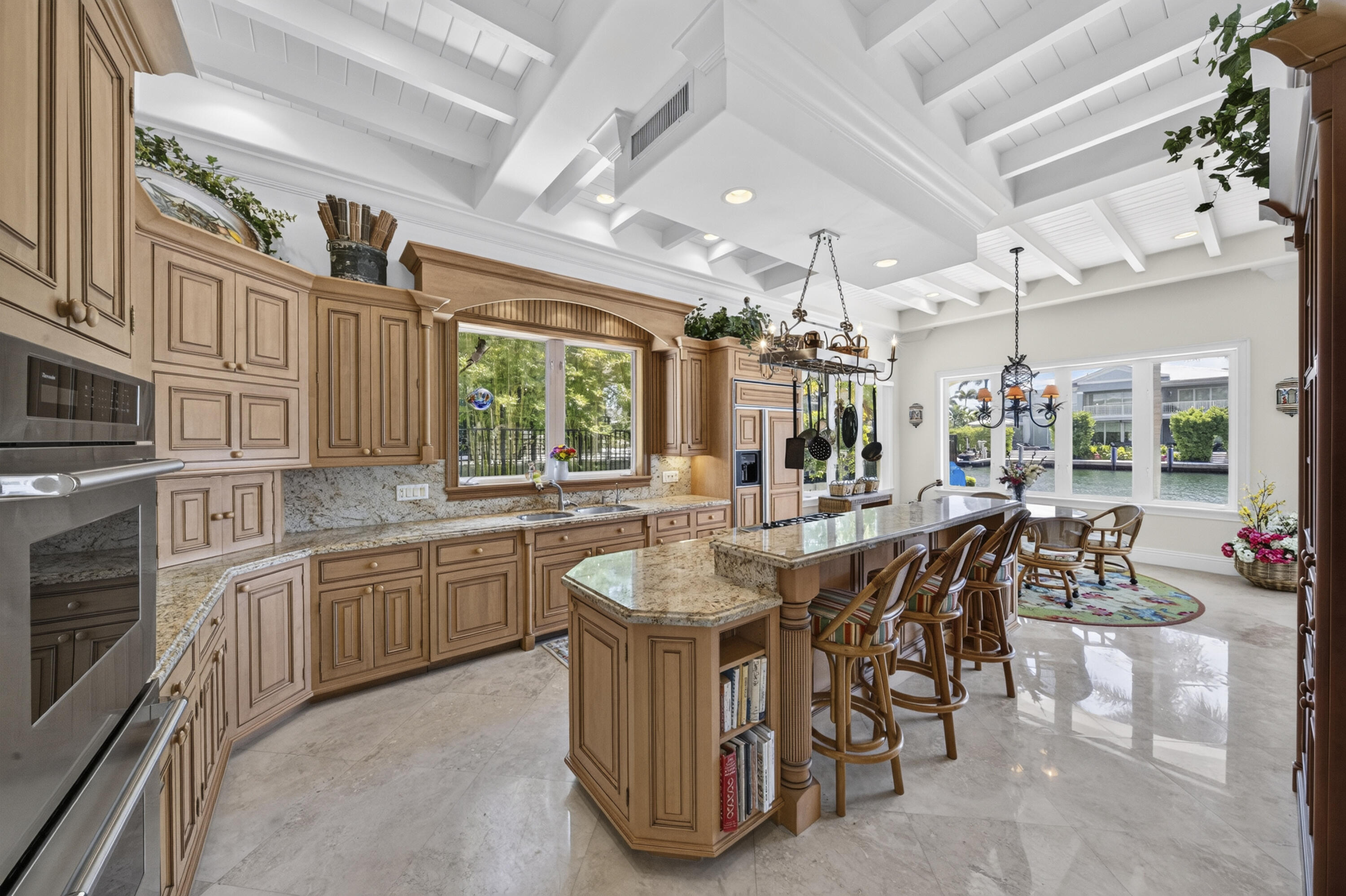 704 Isle Of Palms Fort Lauderdale, FL 33301
