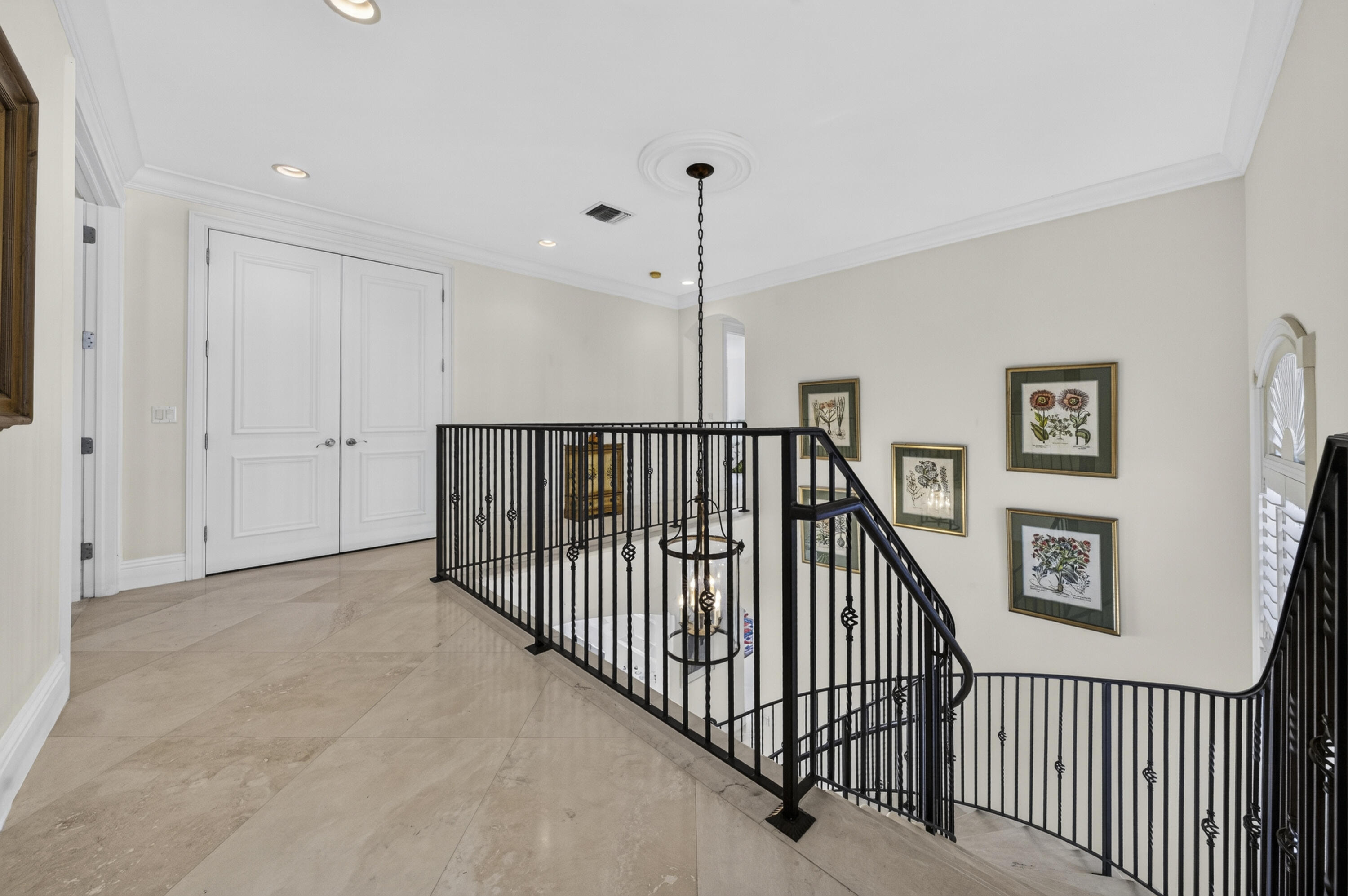 704 Isle Of Palms Fort Lauderdale, FL 33301