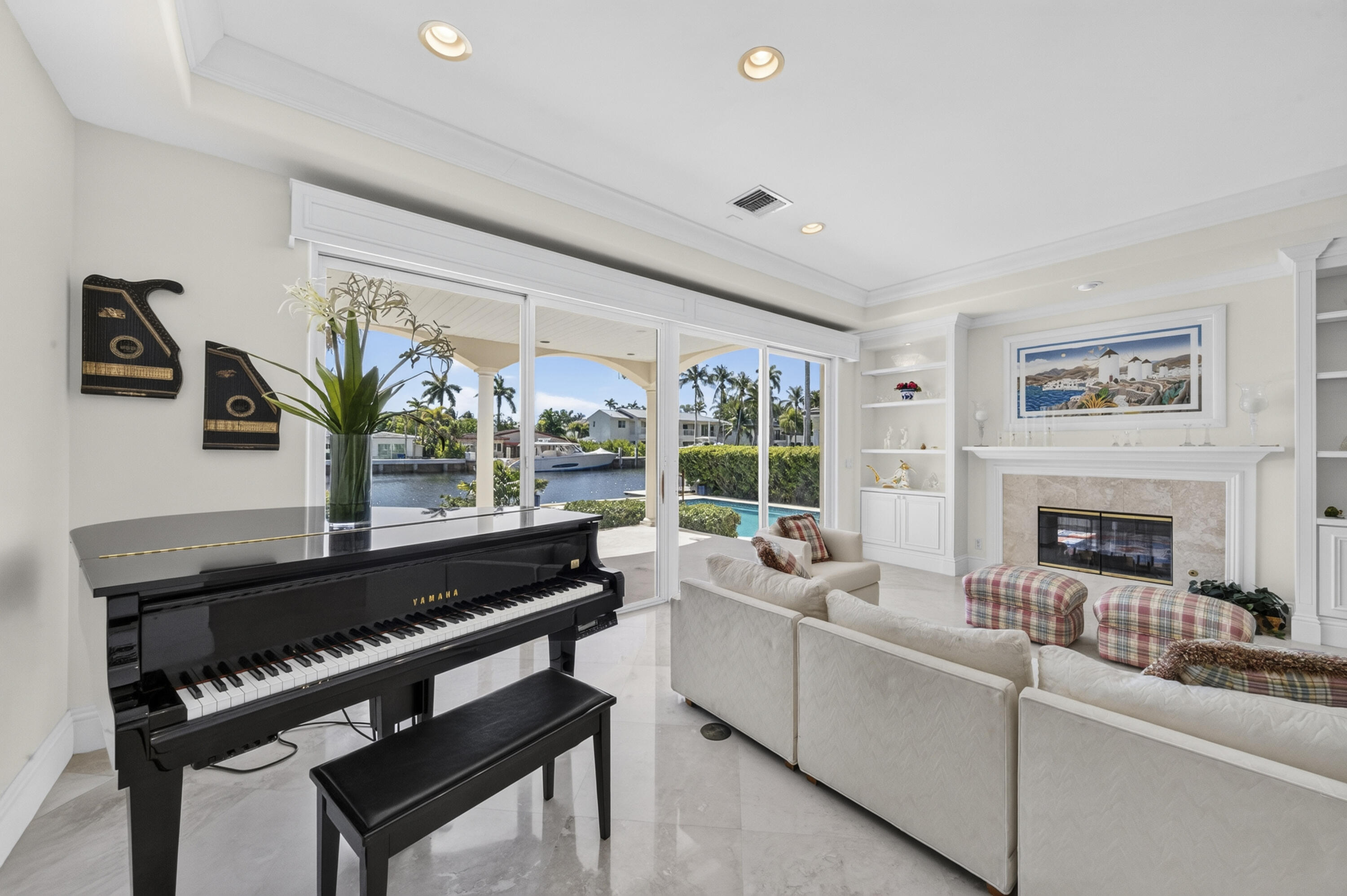704 Isle Of Palms Fort Lauderdale, FL 33301