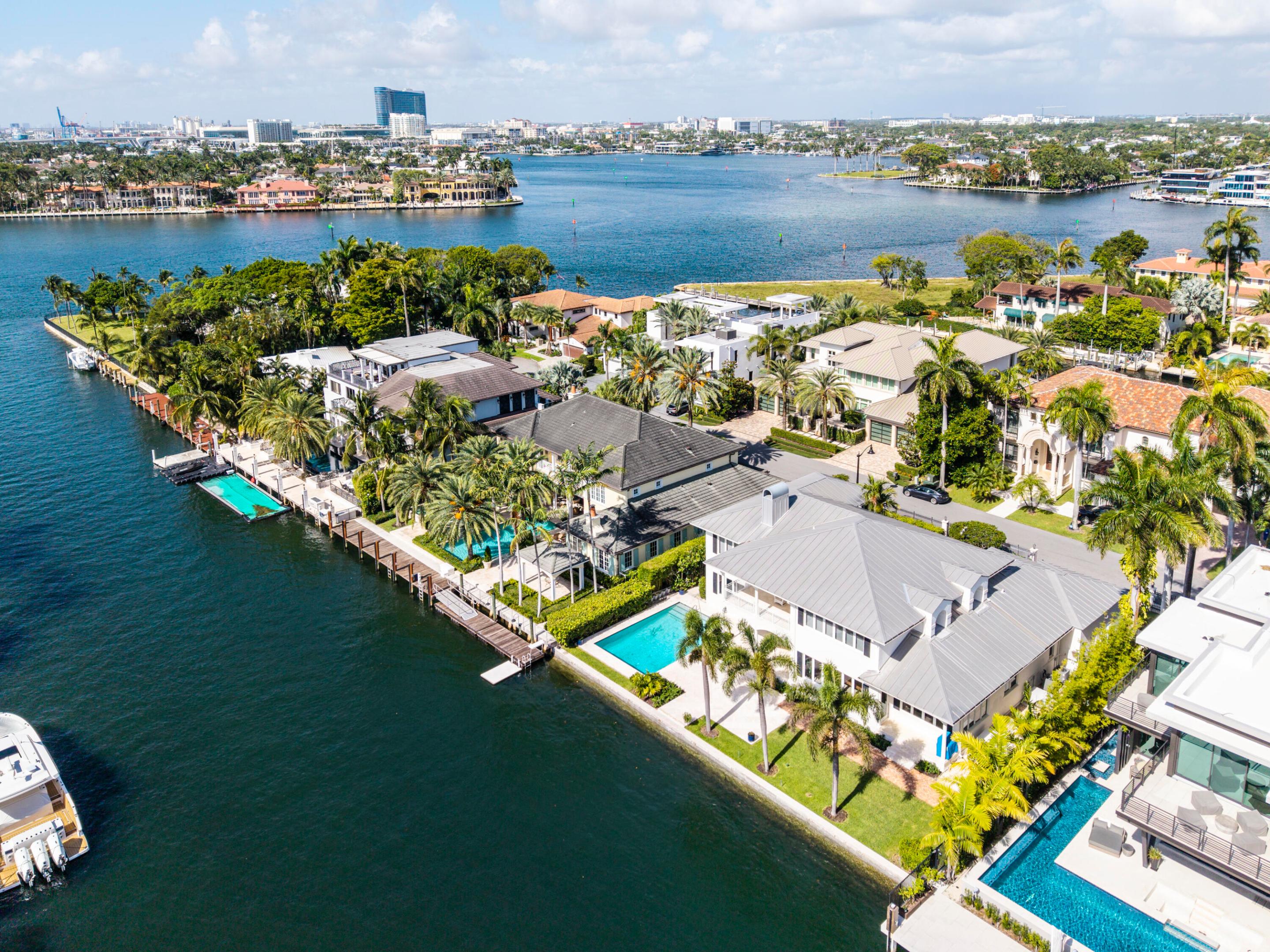 704 Isle Of Palms Fort Lauderdale, FL 33301