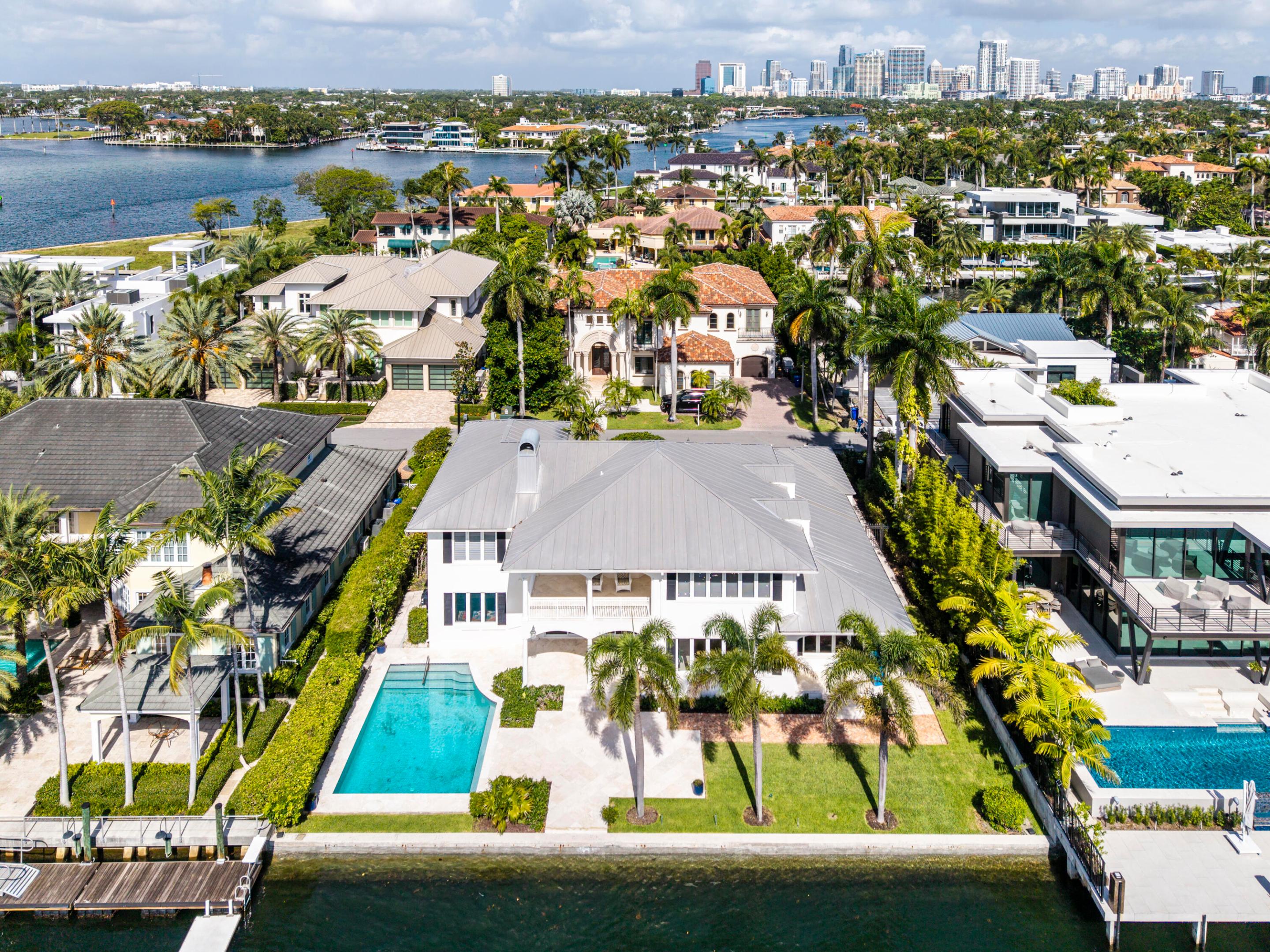704 Isle Of Palms Fort Lauderdale, FL 33301
