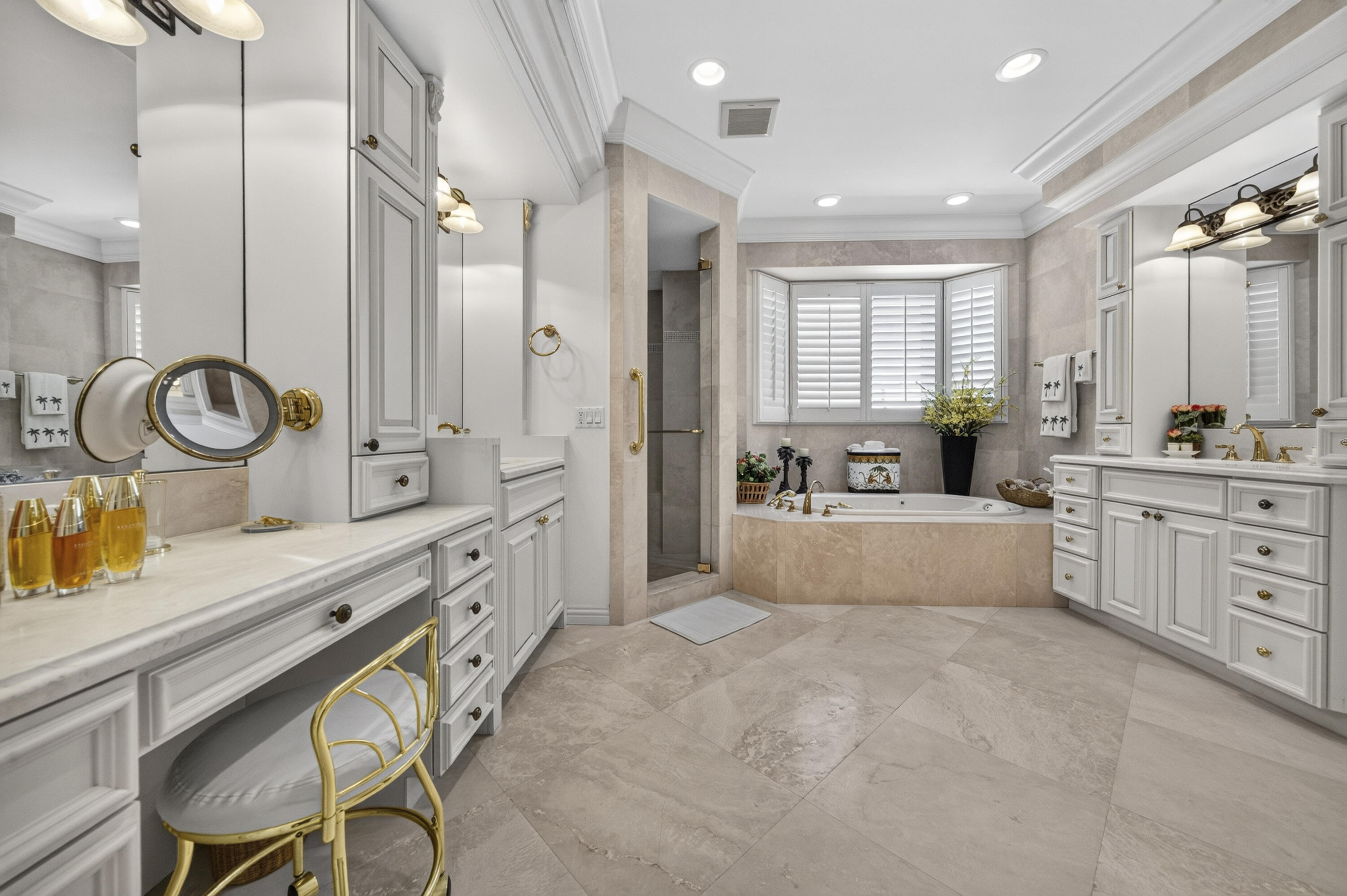 704 Isle Of Palms Fort Lauderdale, FL 33301