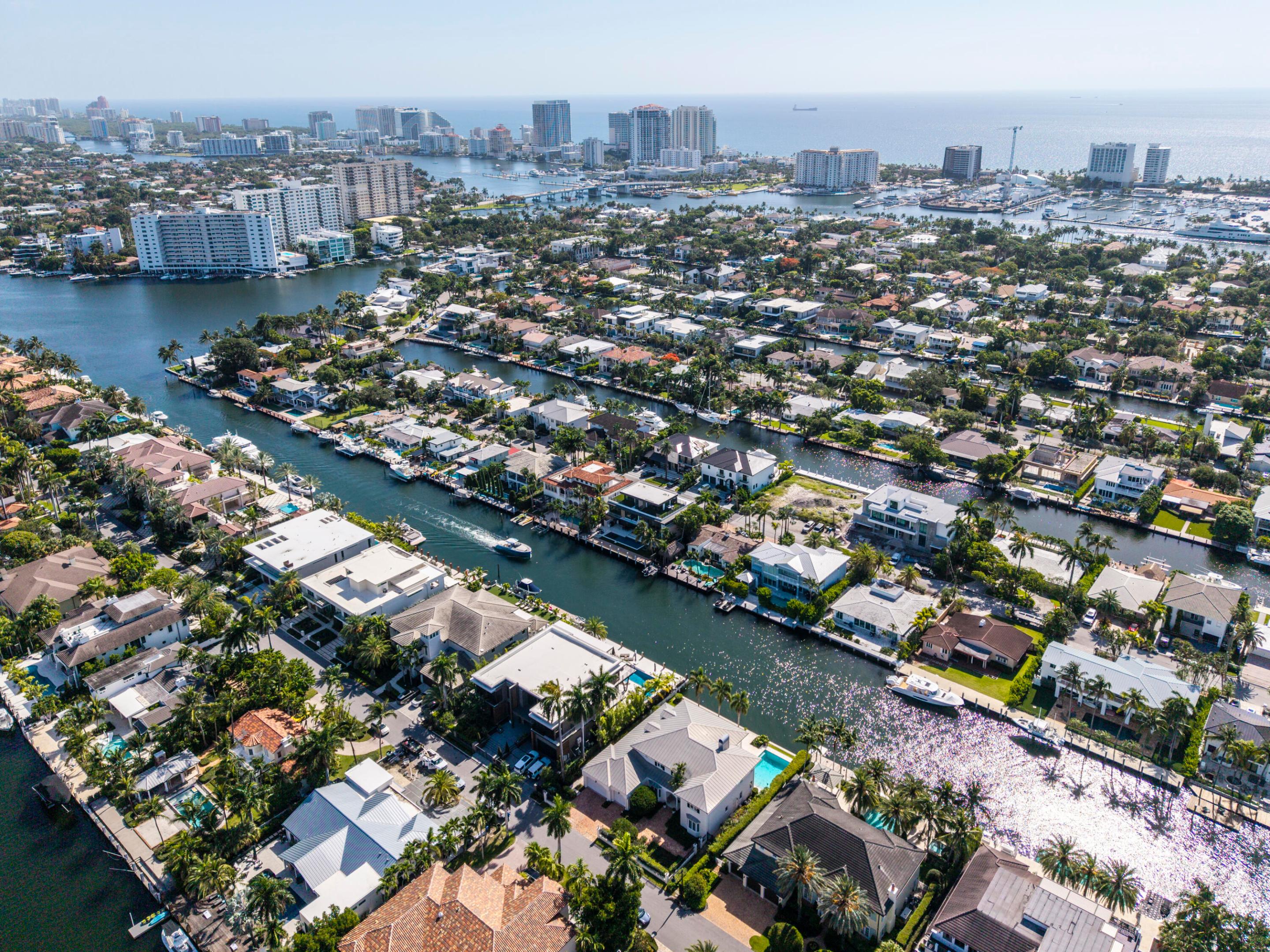 704 Isle Of Palms Fort Lauderdale, FL 33301
