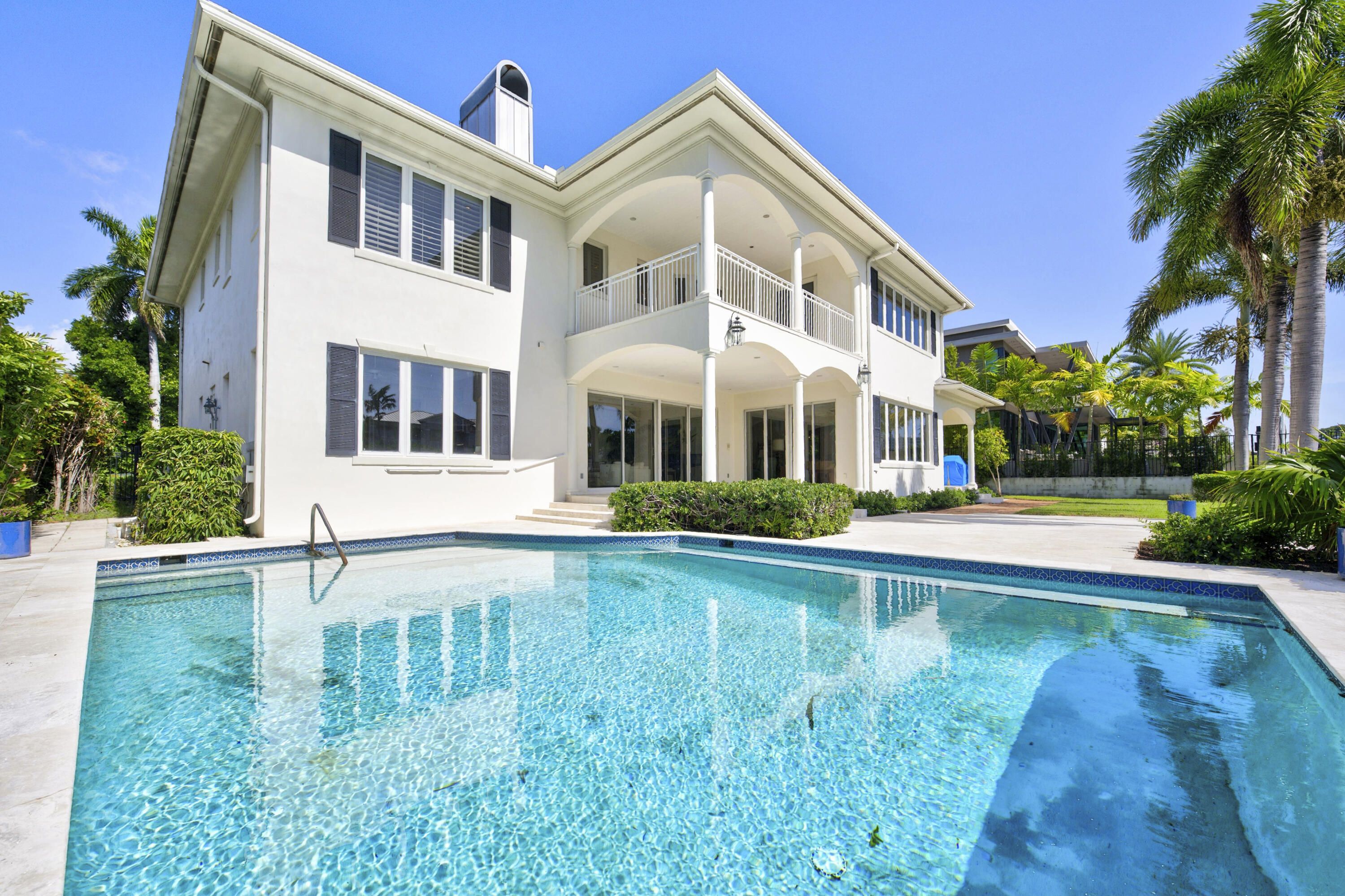 704 Isle Of Palms Fort Lauderdale, FL 33301