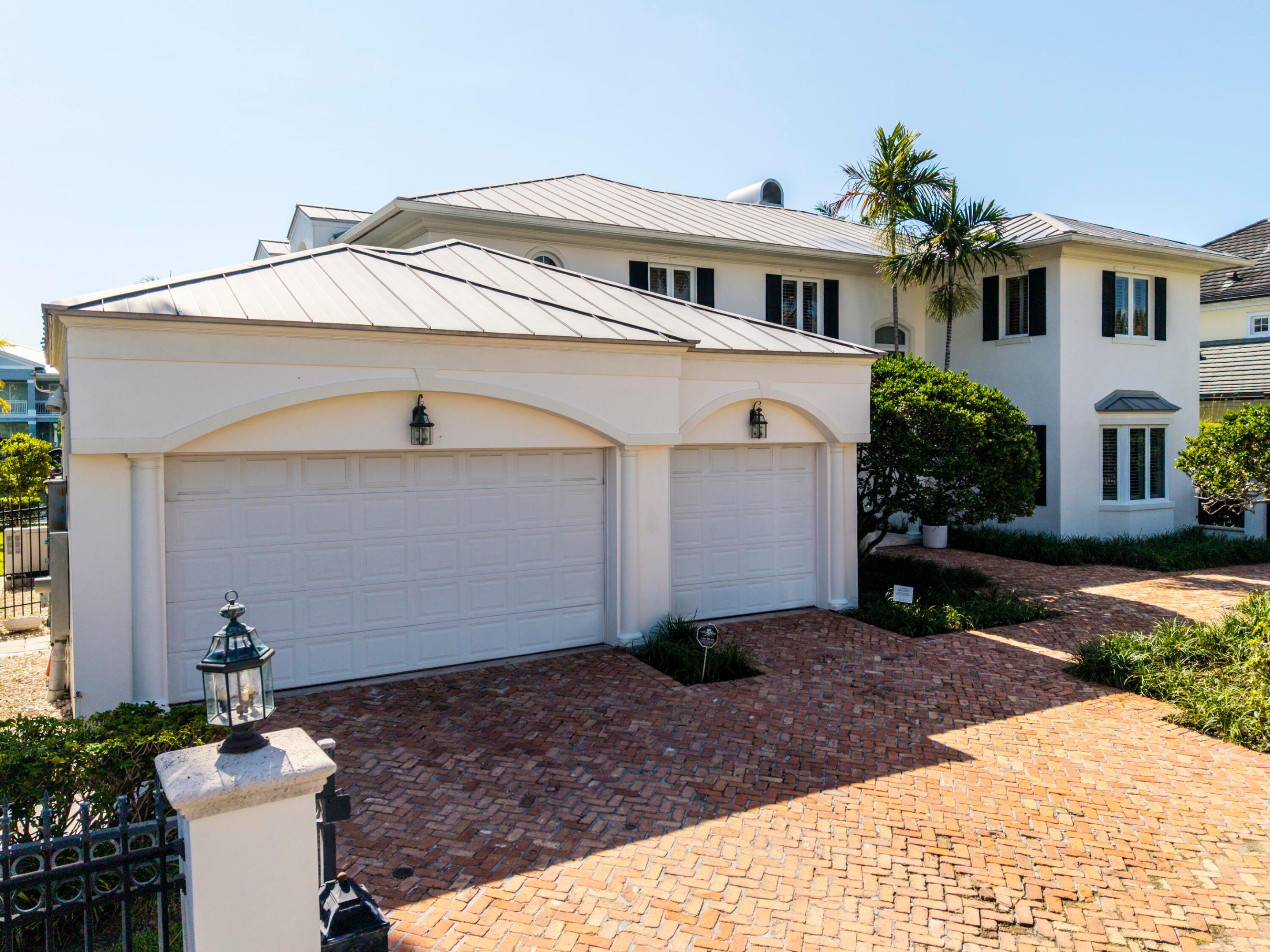 704 Isle Of Palms Fort Lauderdale, FL 33301