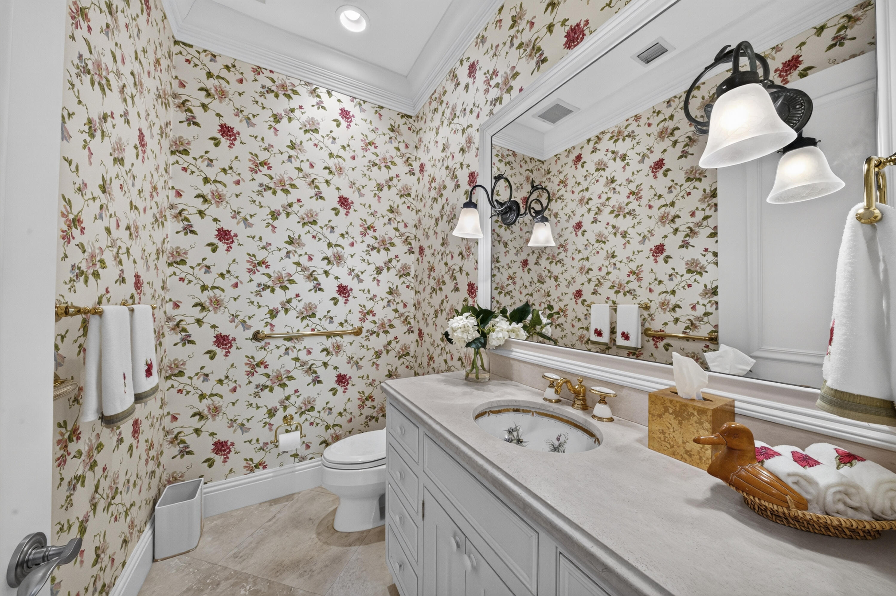 704 Isle Of Palms Fort Lauderdale, FL 33301