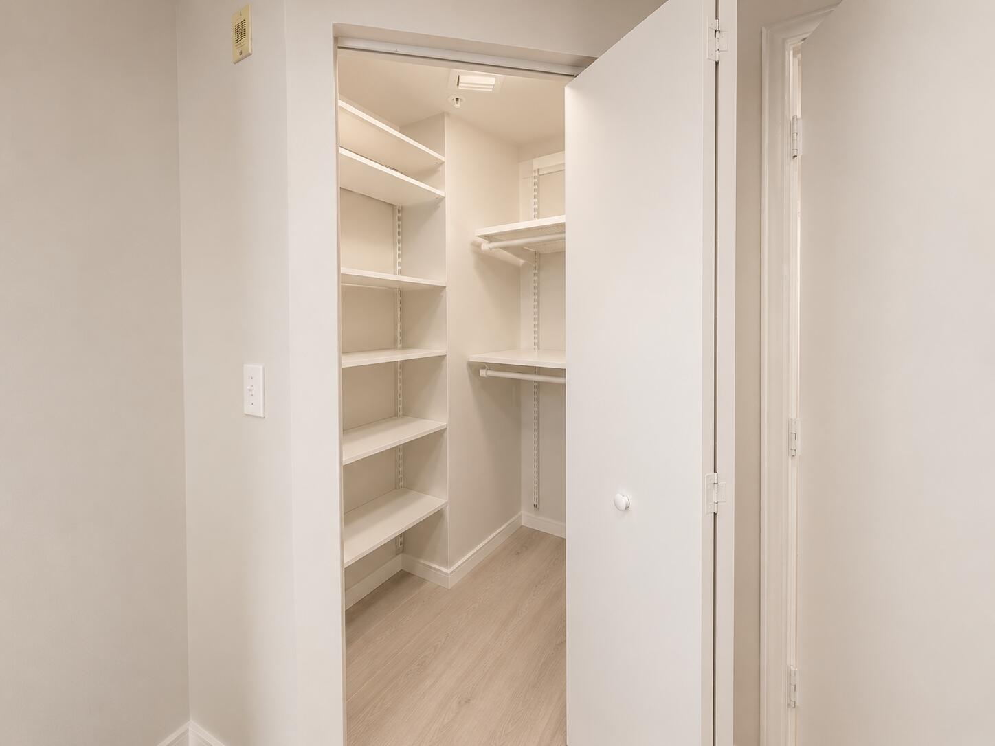 image The Venture at Aventura8