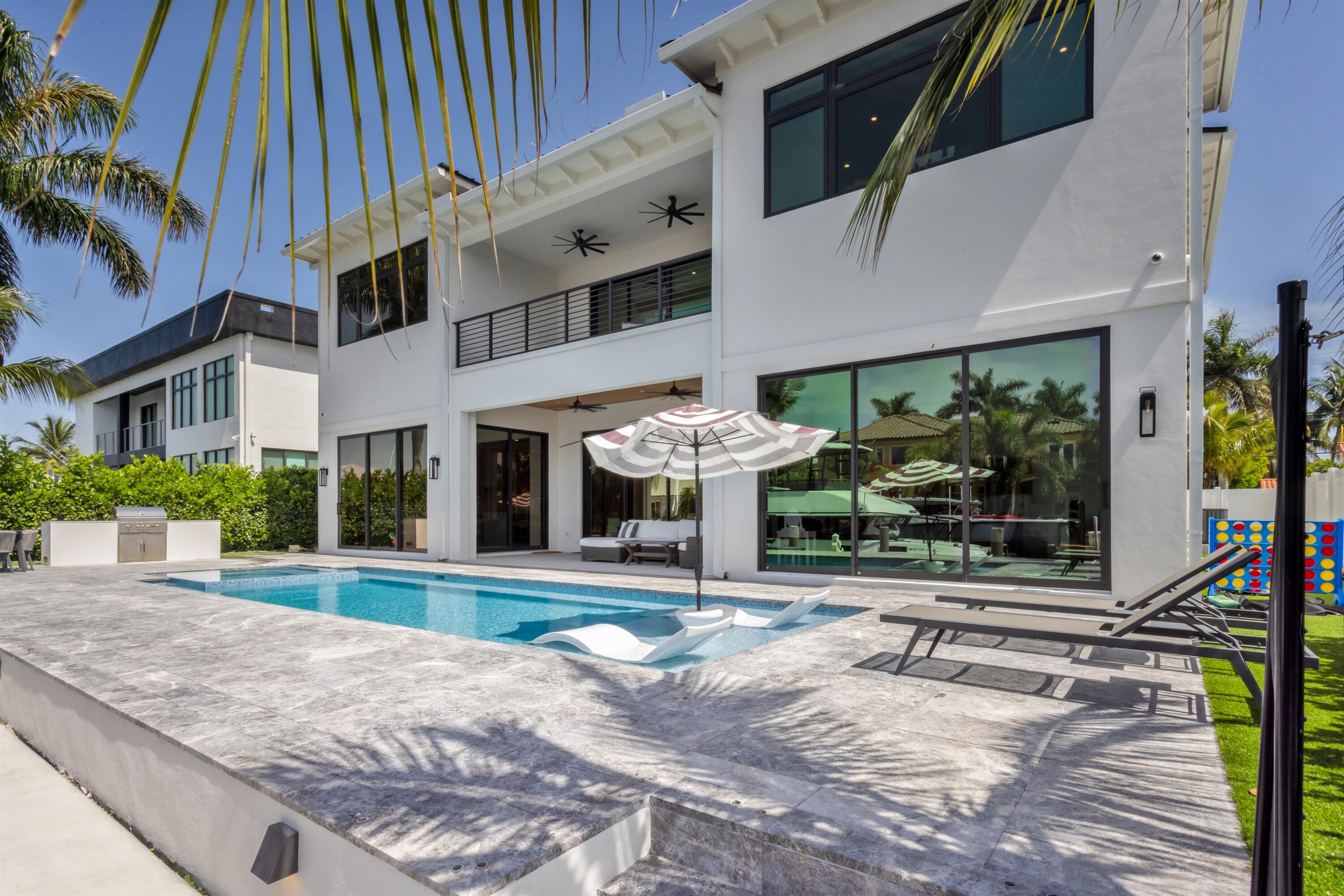 2420 NE 48th Lighthouse Point, FL 33064