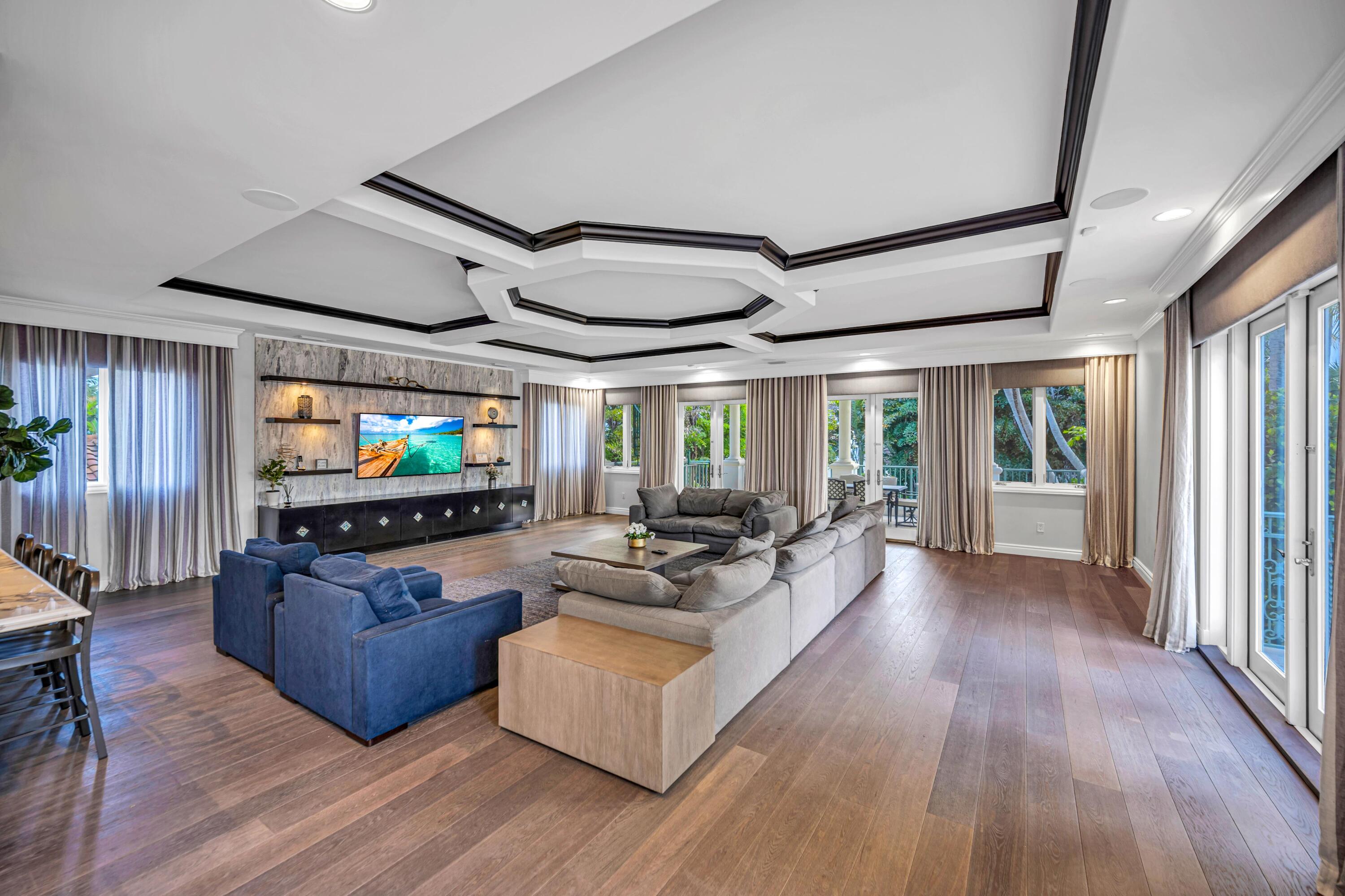 709 Idlewyld Fort Lauderdale, FL 33301