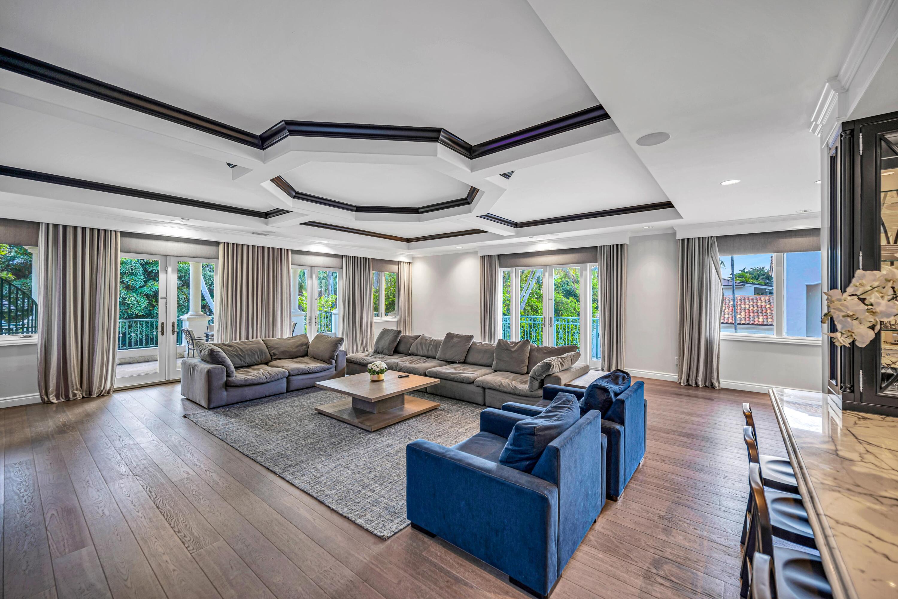 709 Idlewyld Fort Lauderdale, FL 33301