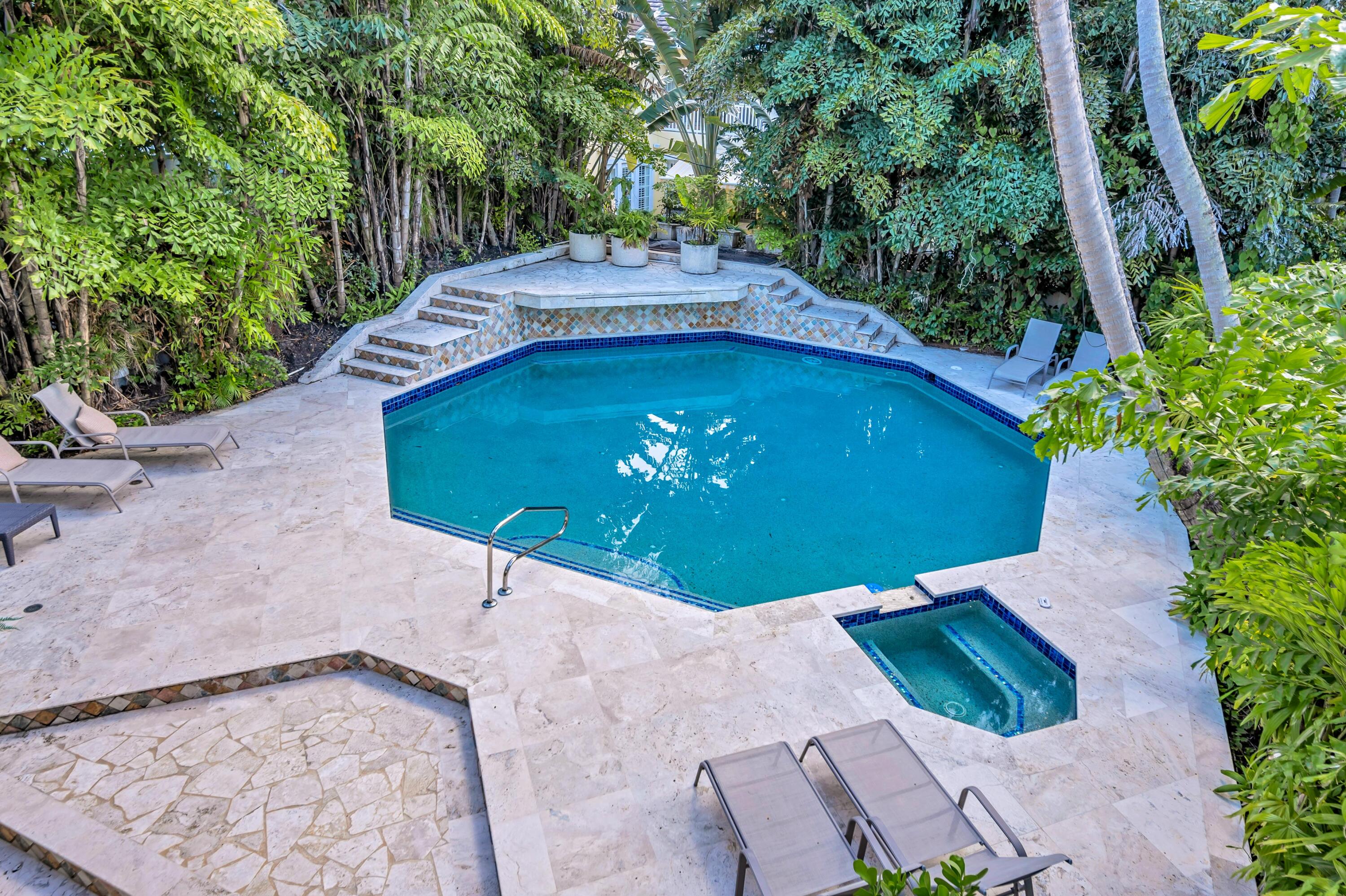 709 Idlewyld Fort Lauderdale, FL 33301