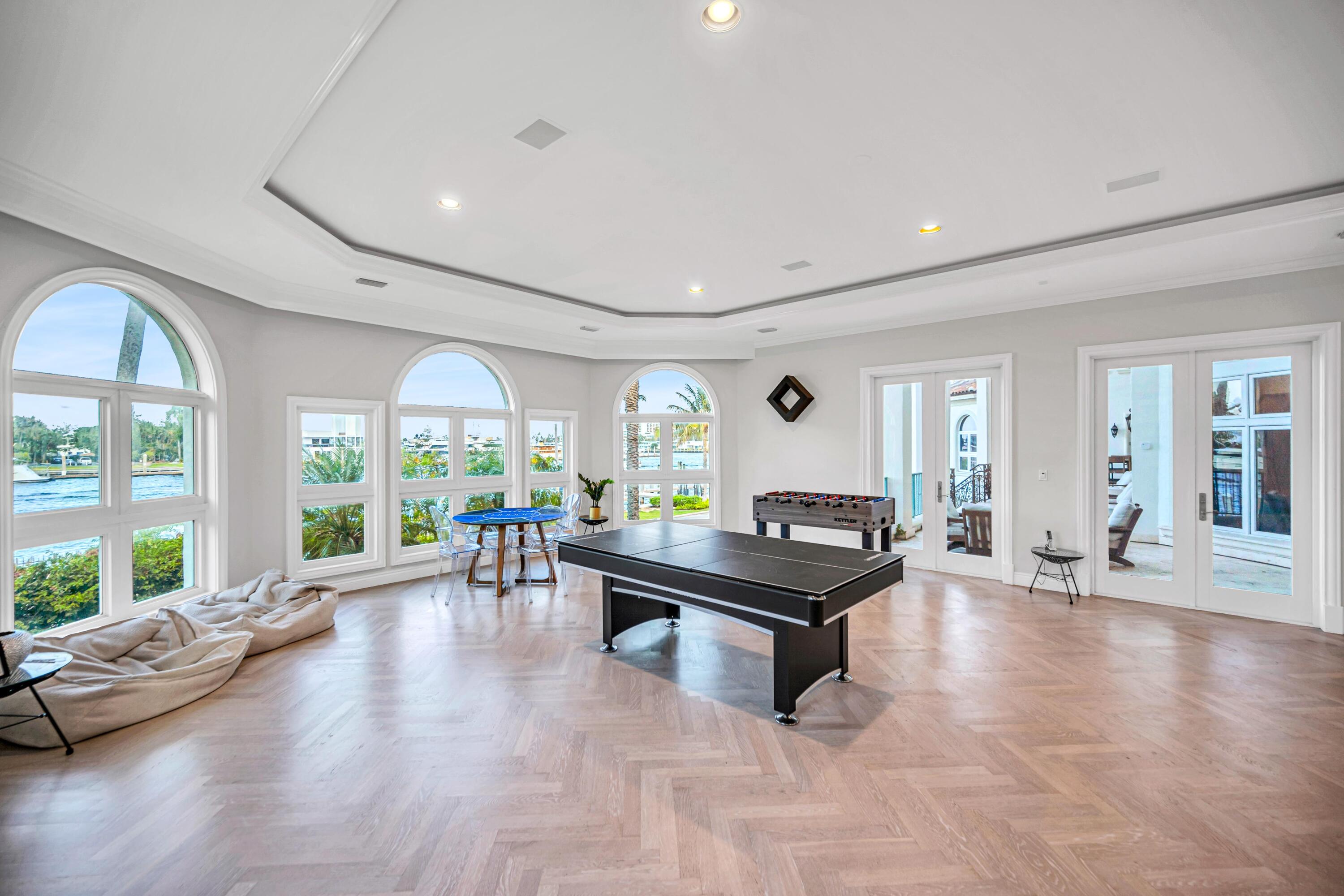 709 Idlewyld Fort Lauderdale, FL 33301