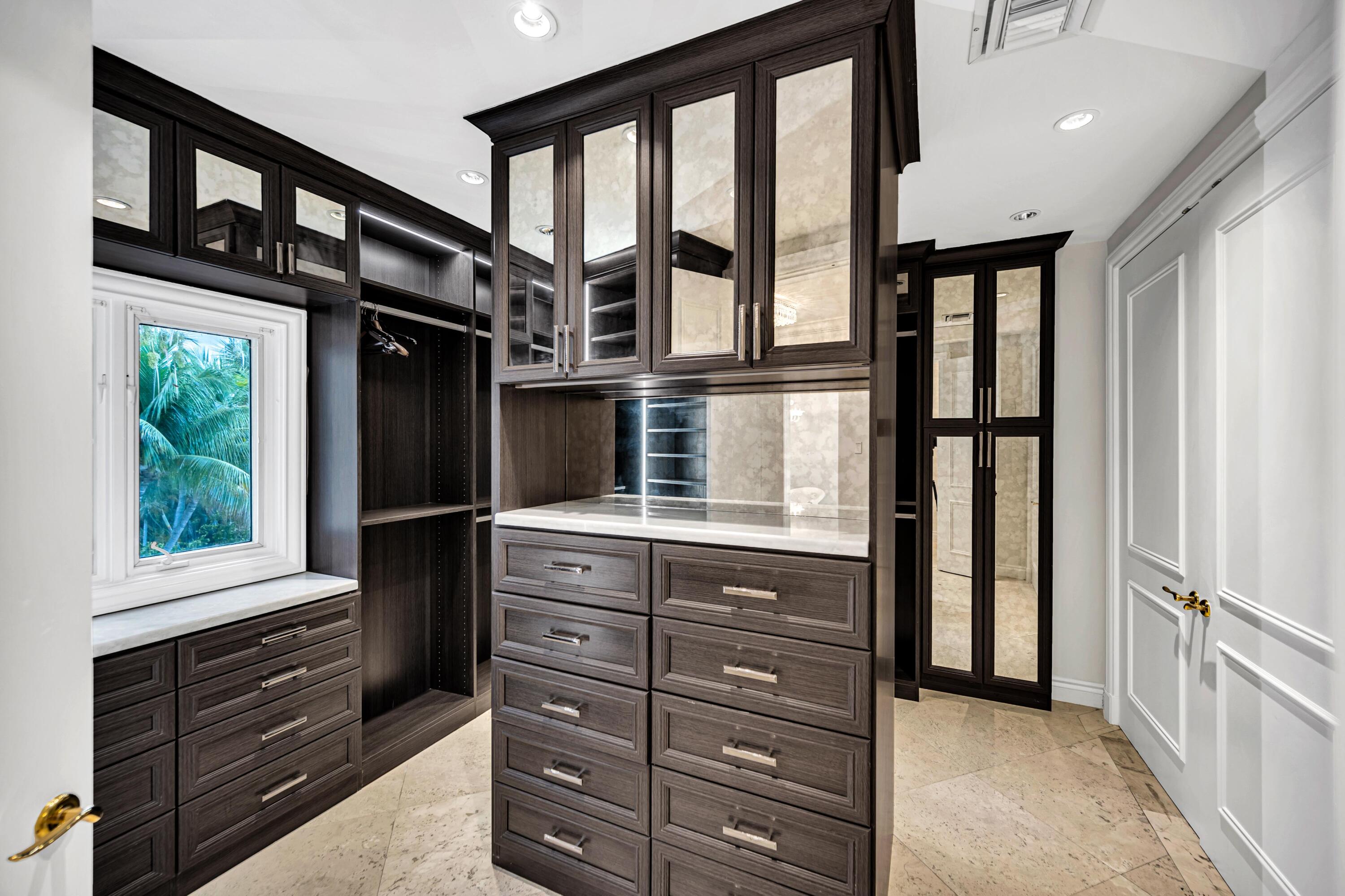 709 Idlewyld Fort Lauderdale, FL 33301