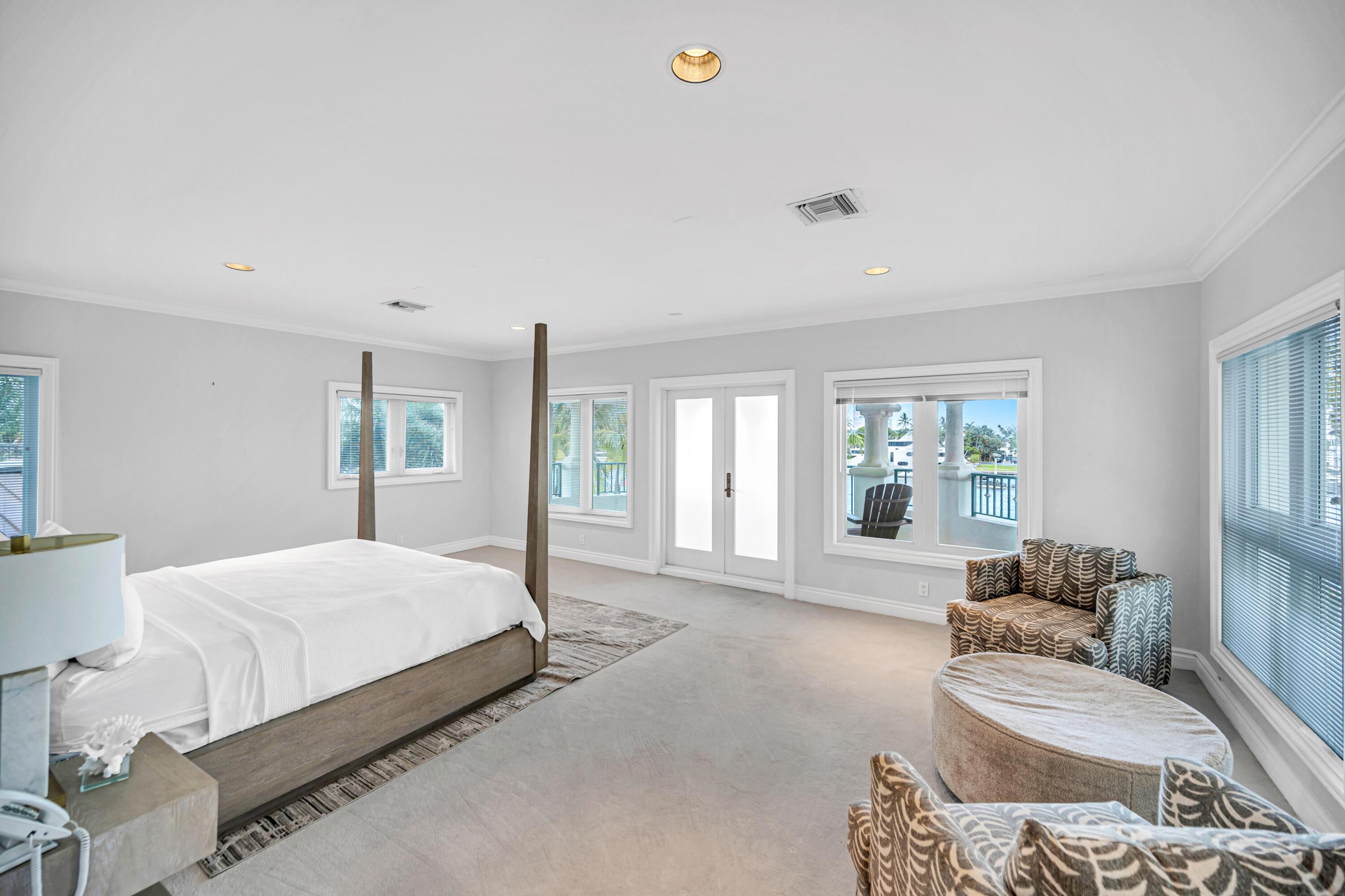 709 Idlewyld Fort Lauderdale, FL 33301