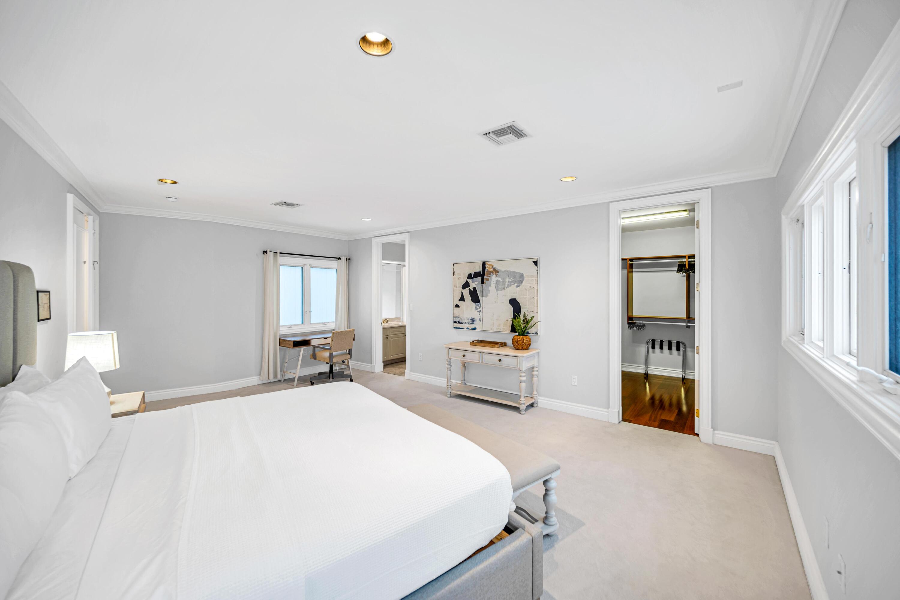 709 Idlewyld Fort Lauderdale, FL 33301