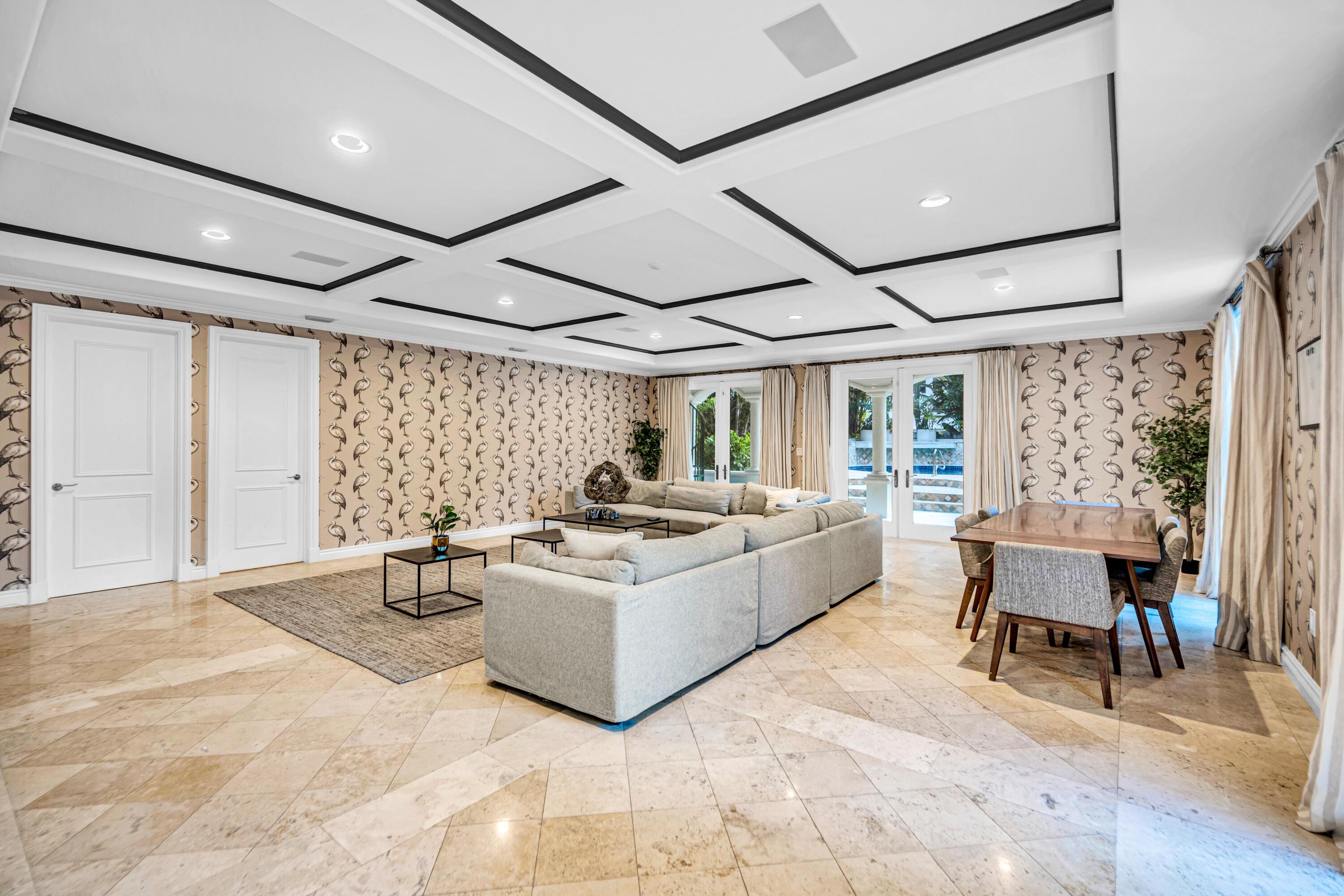 709 Idlewyld Fort Lauderdale, FL 33301