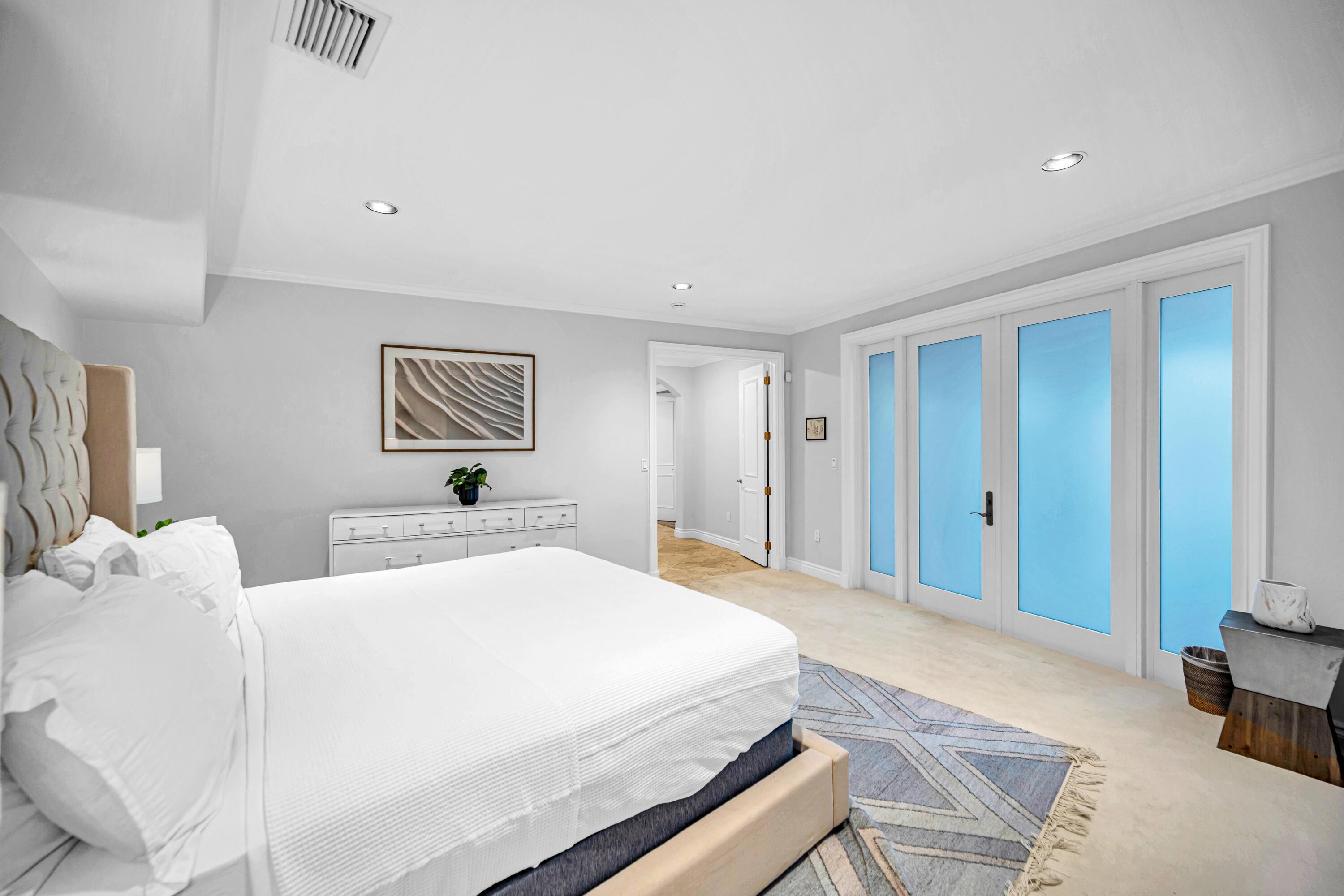 709 Idlewyld Fort Lauderdale, FL 33301