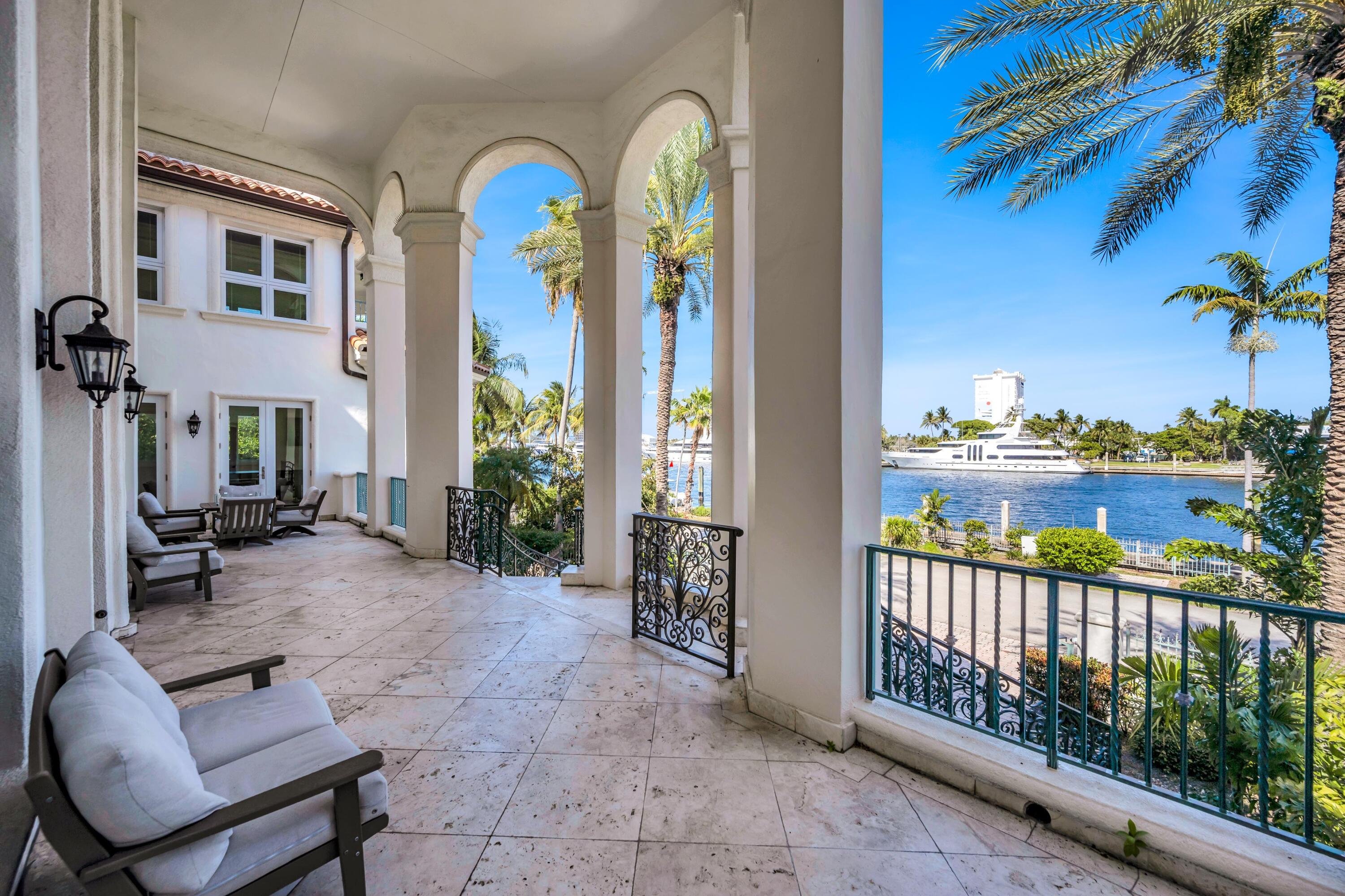 709 Idlewyld Fort Lauderdale, FL 33301