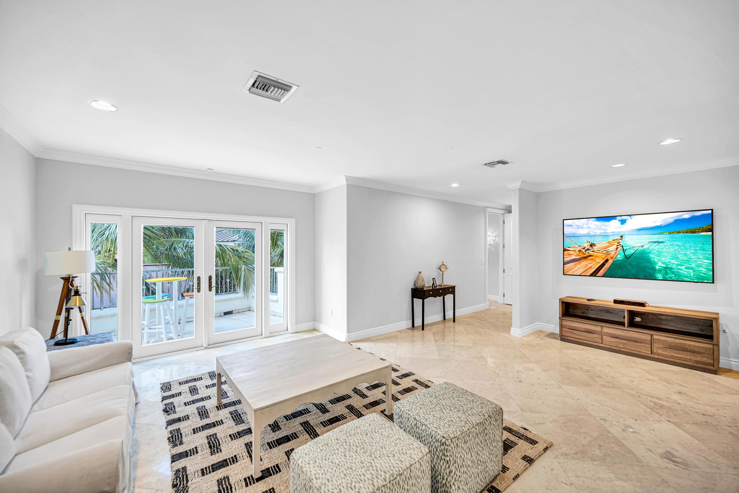 709 Idlewyld Fort Lauderdale, FL 33301