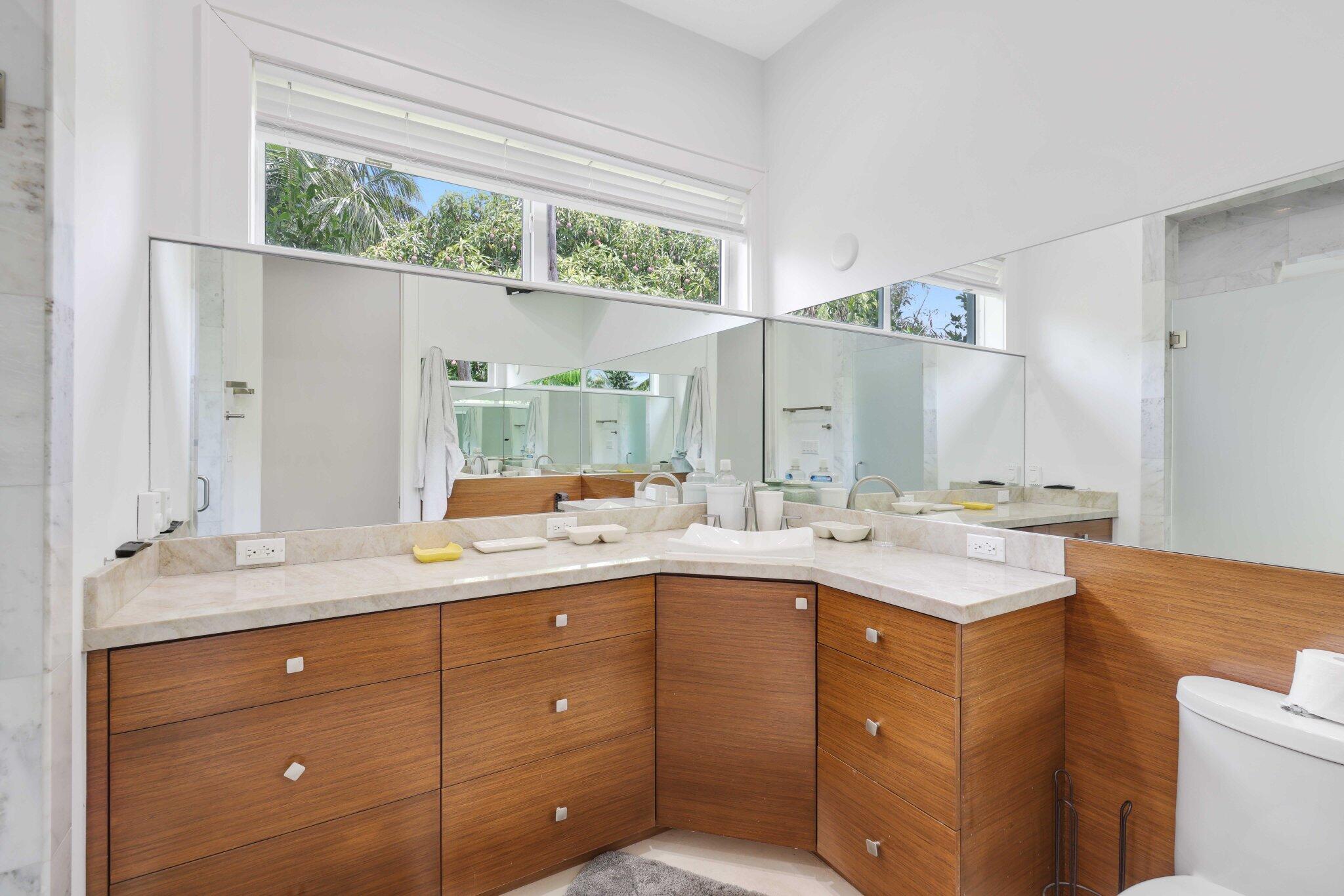 12 Sylvan Fort Lauderdale, FL 33316