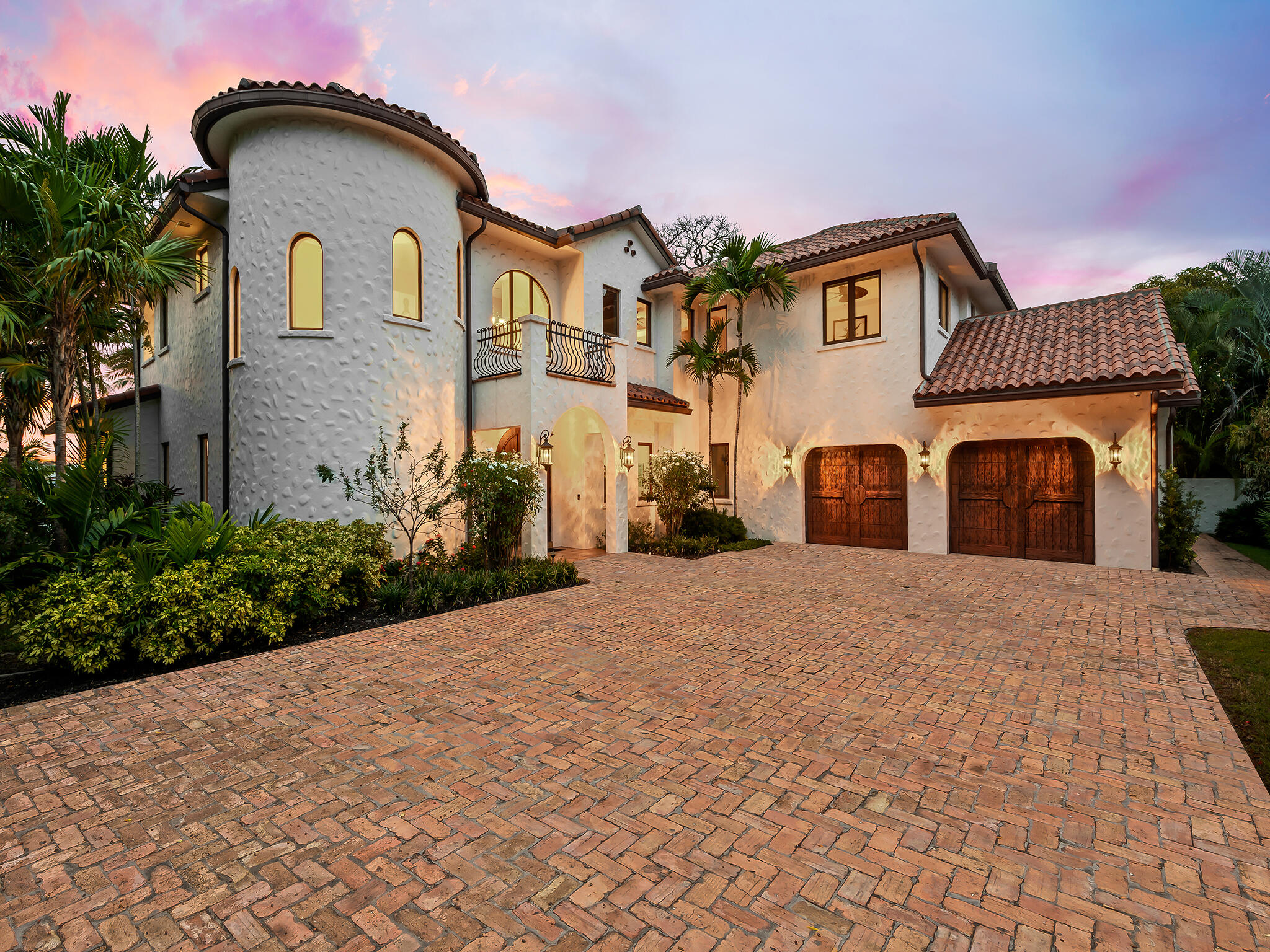 2101 Middle Riv Fort Lauderdale, FL 33305