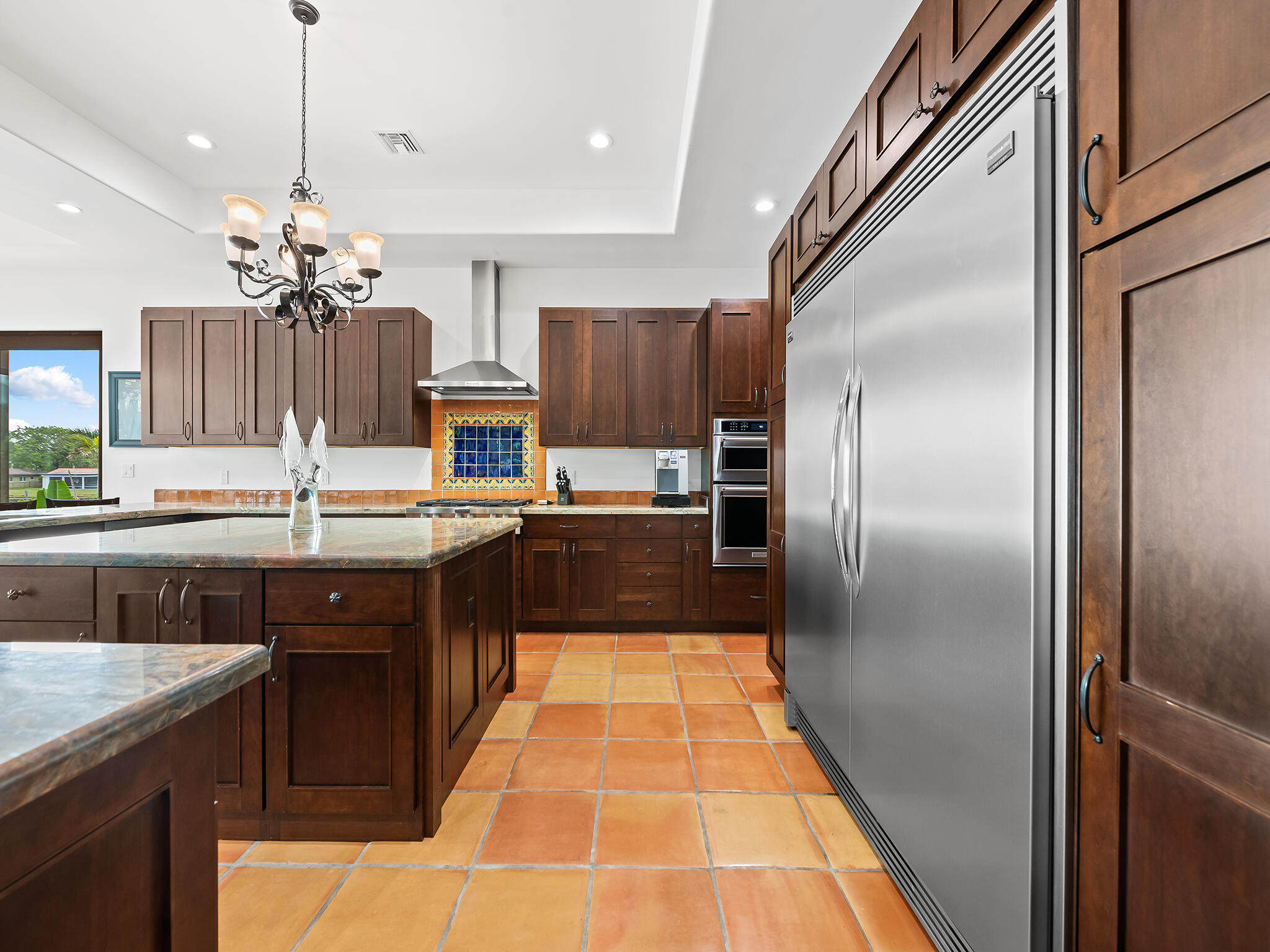 2101 Middle Riv Fort Lauderdale, FL 33305