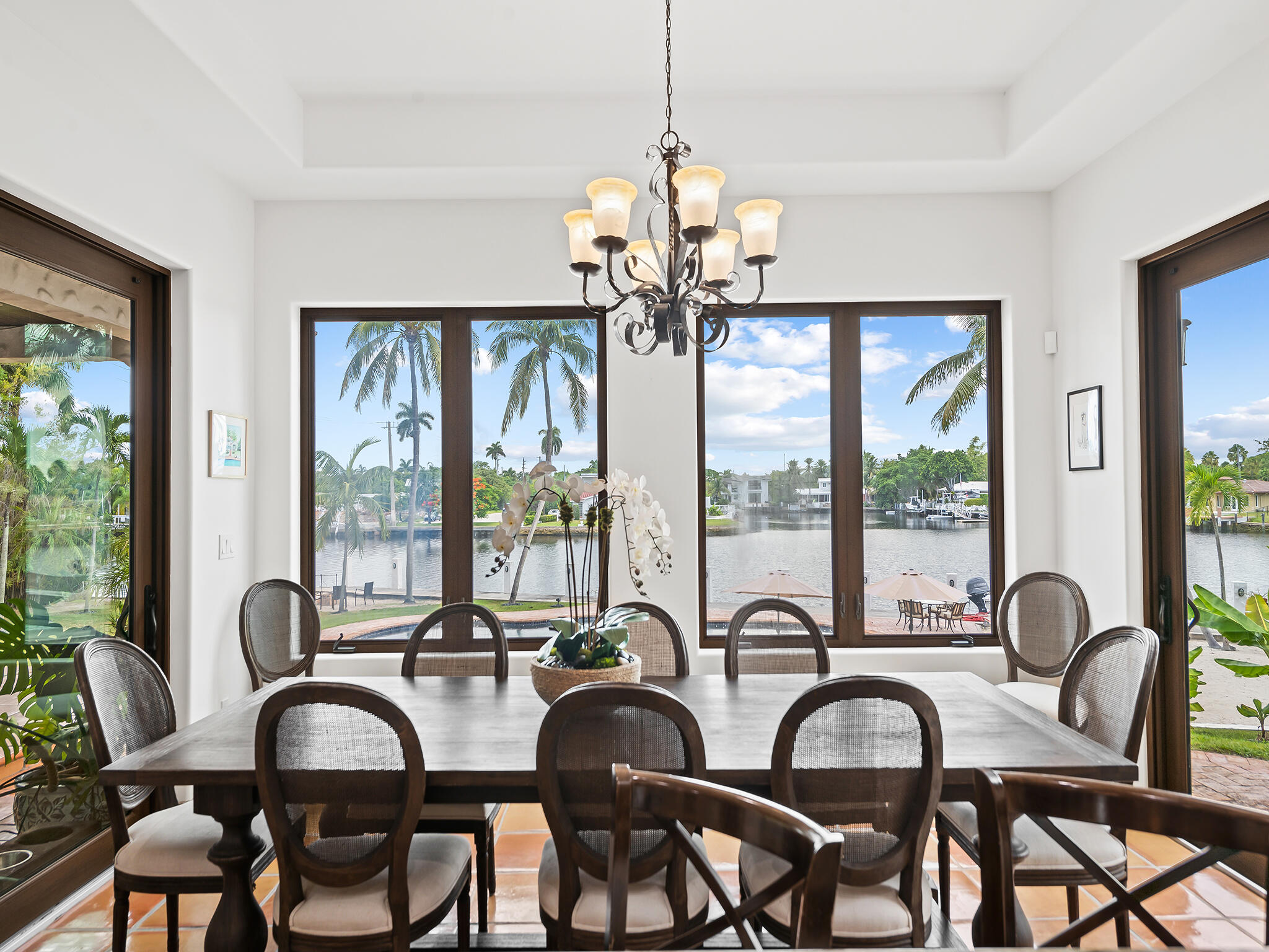 2101 Middle Riv Fort Lauderdale, FL 33305
