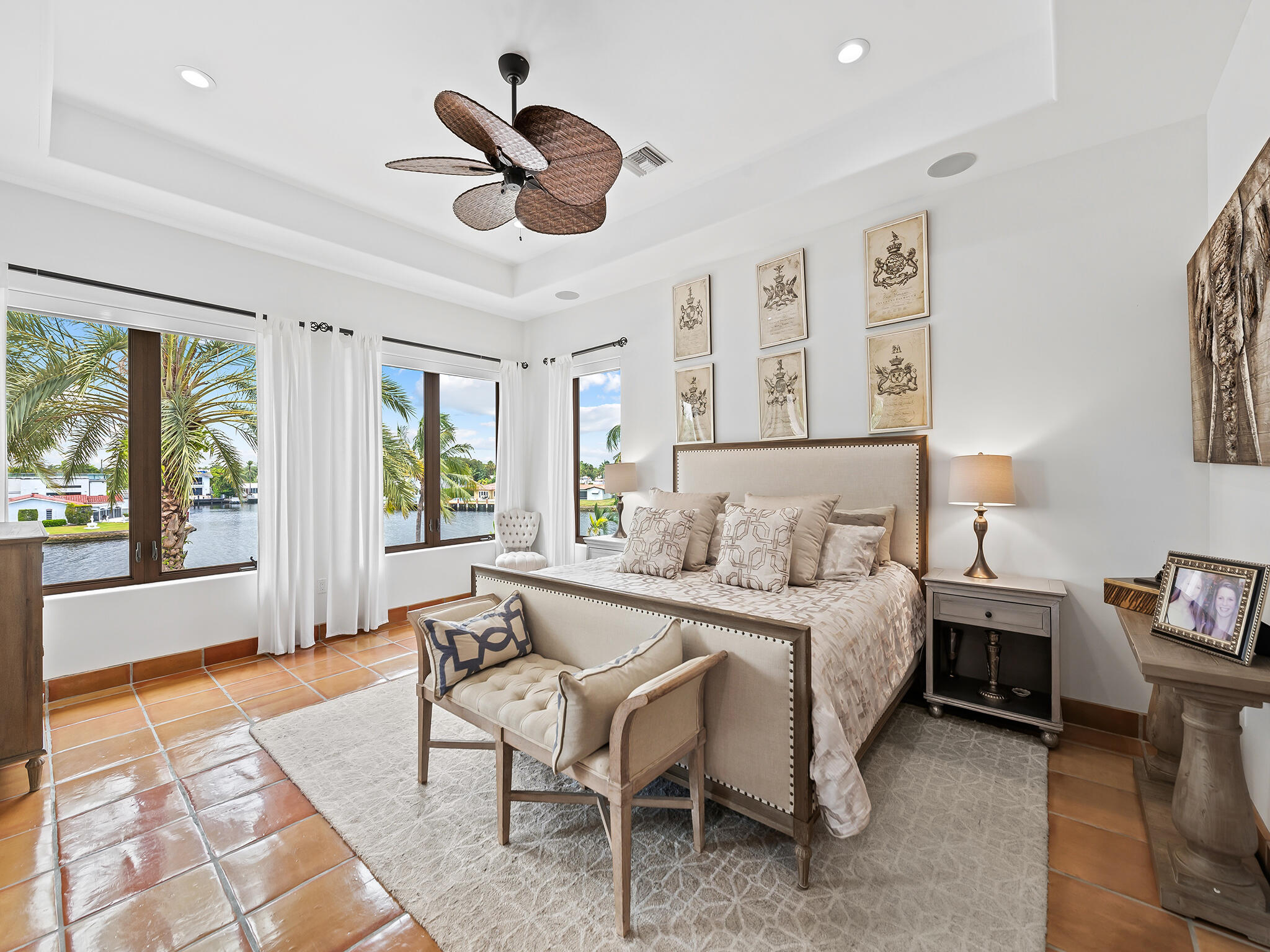 2101 Middle Riv Fort Lauderdale, FL 33305