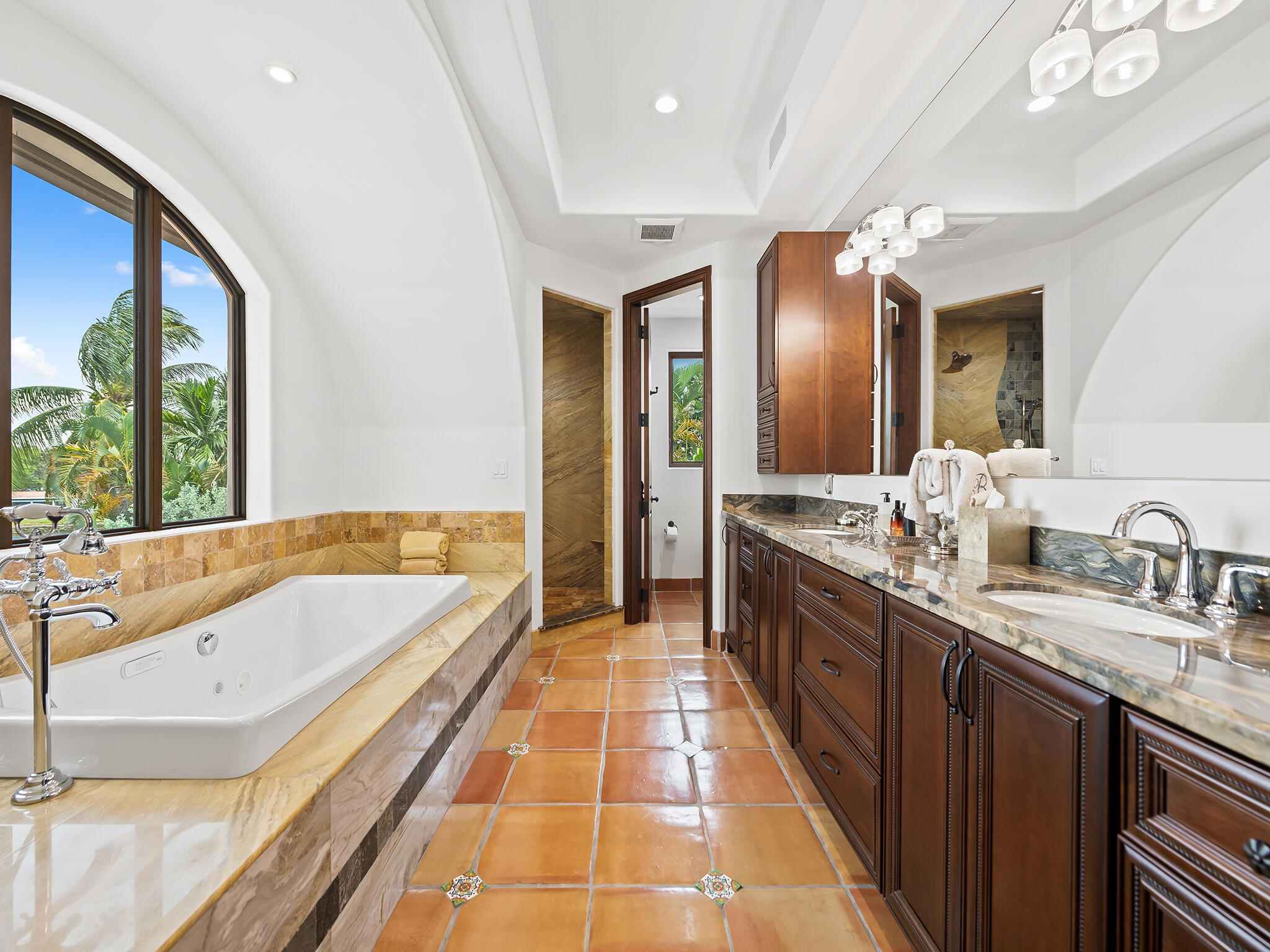 2101 Middle Riv Fort Lauderdale, FL 33305
