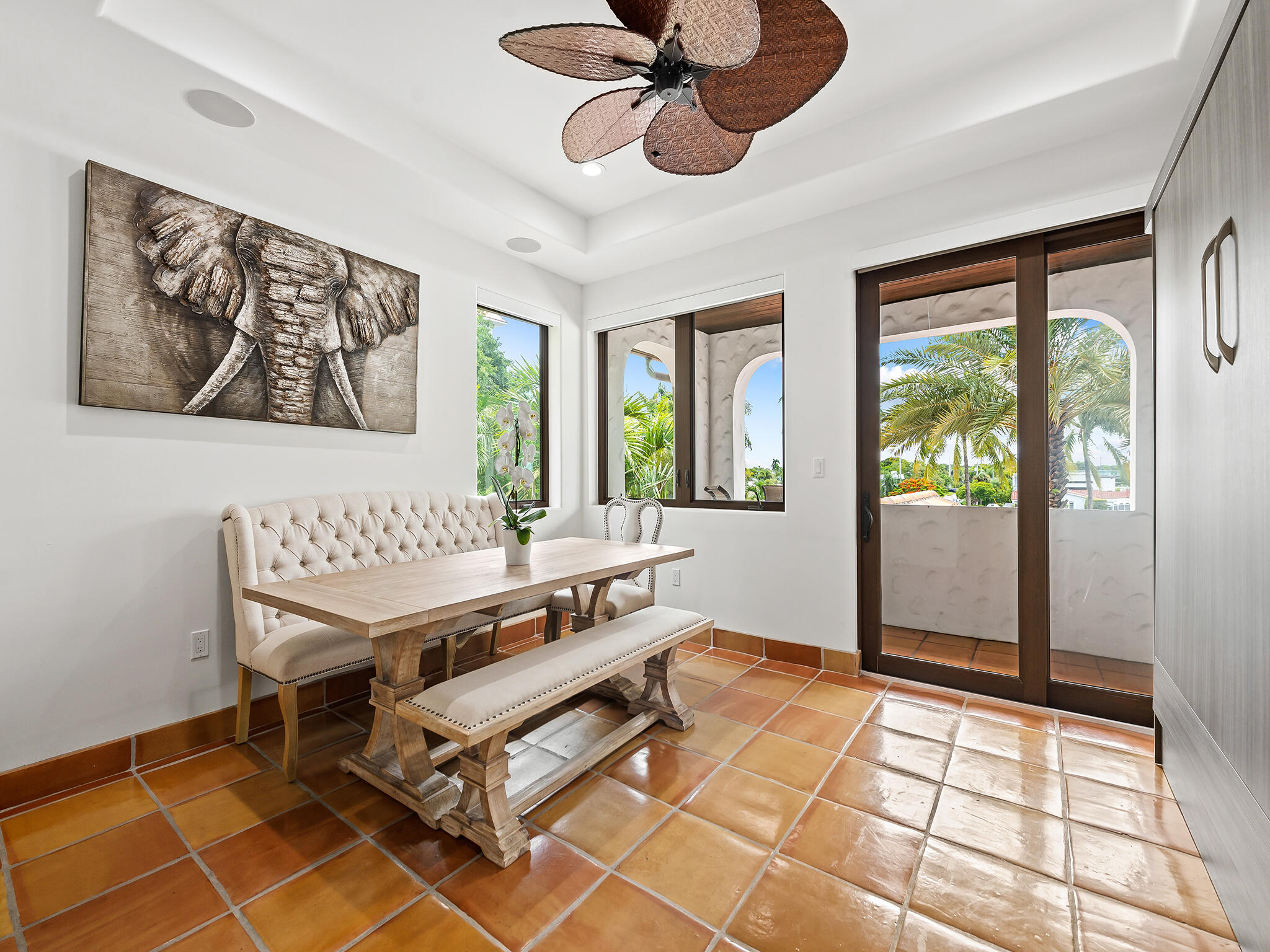 2101 Middle Riv Fort Lauderdale, FL 33305