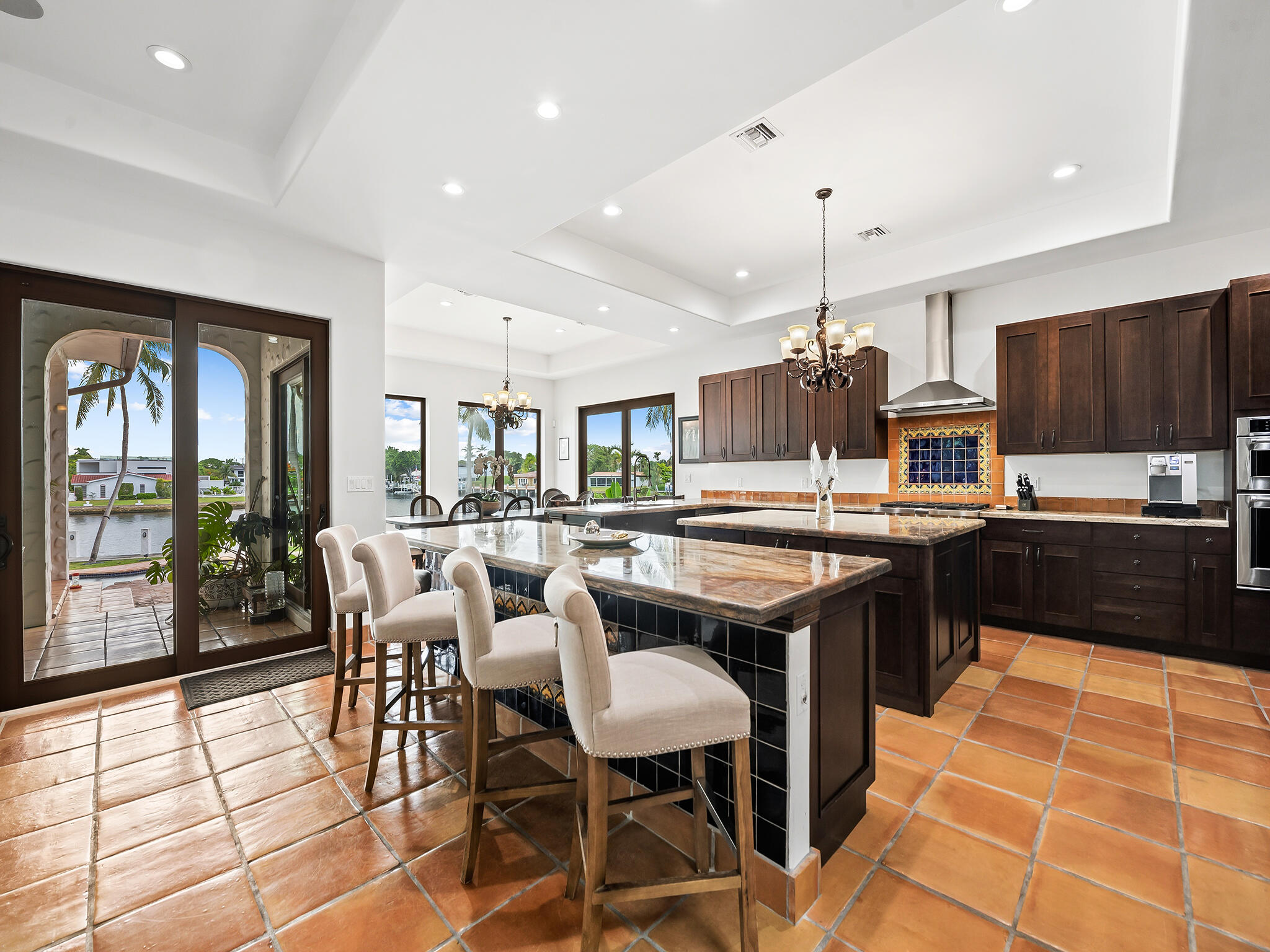 2101 Middle Riv Fort Lauderdale, FL 33305
