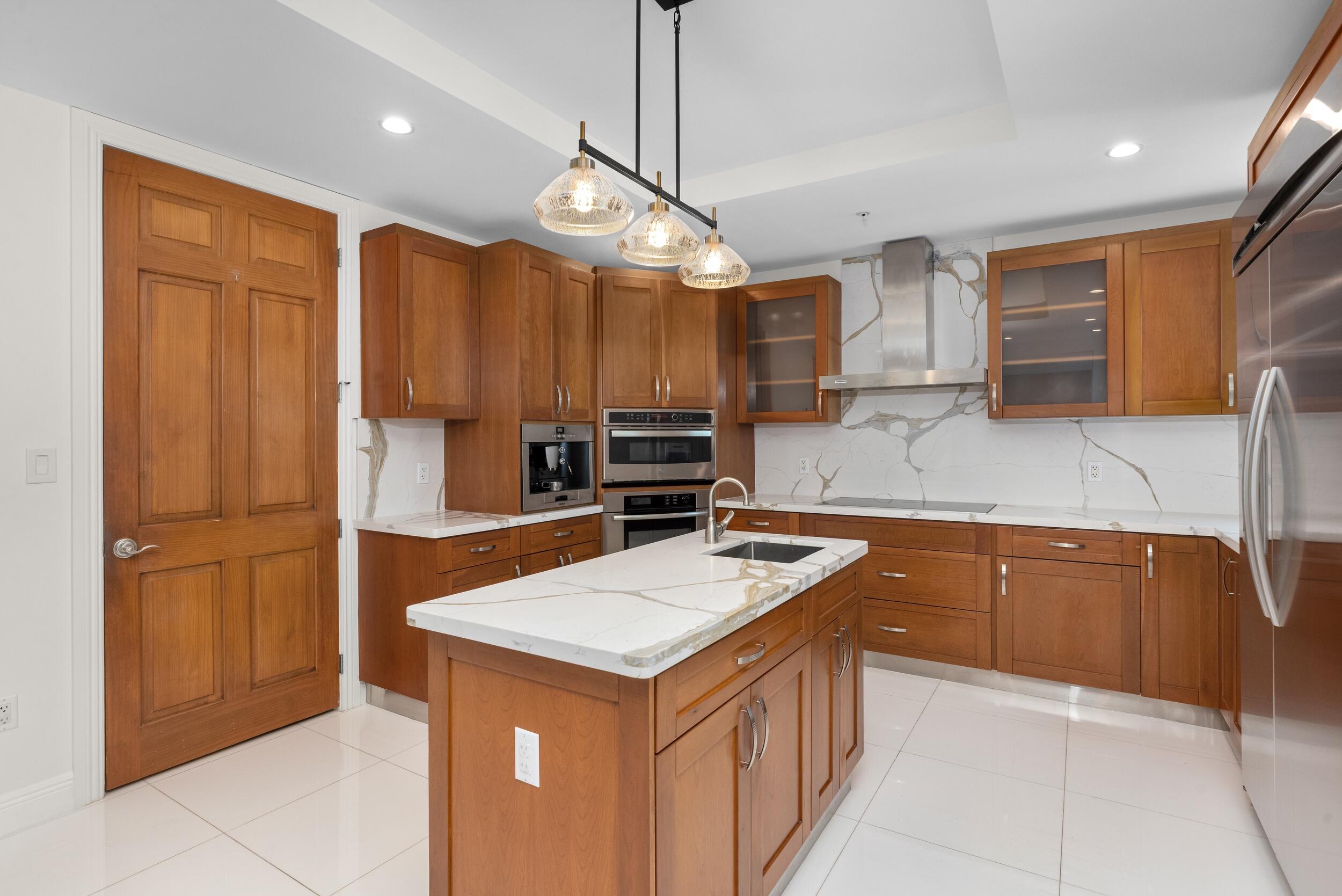 516 Hendricks #4A Fort Lauderdale, FL 33301