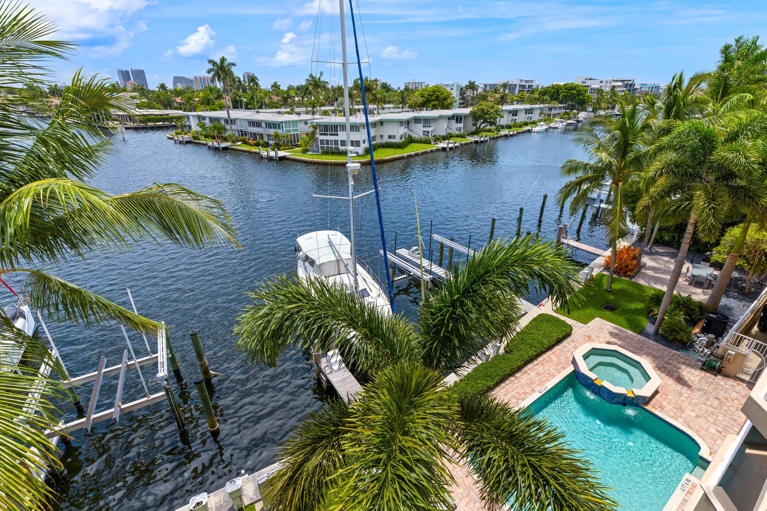 516 Hendricks #4A Fort Lauderdale, FL 33301