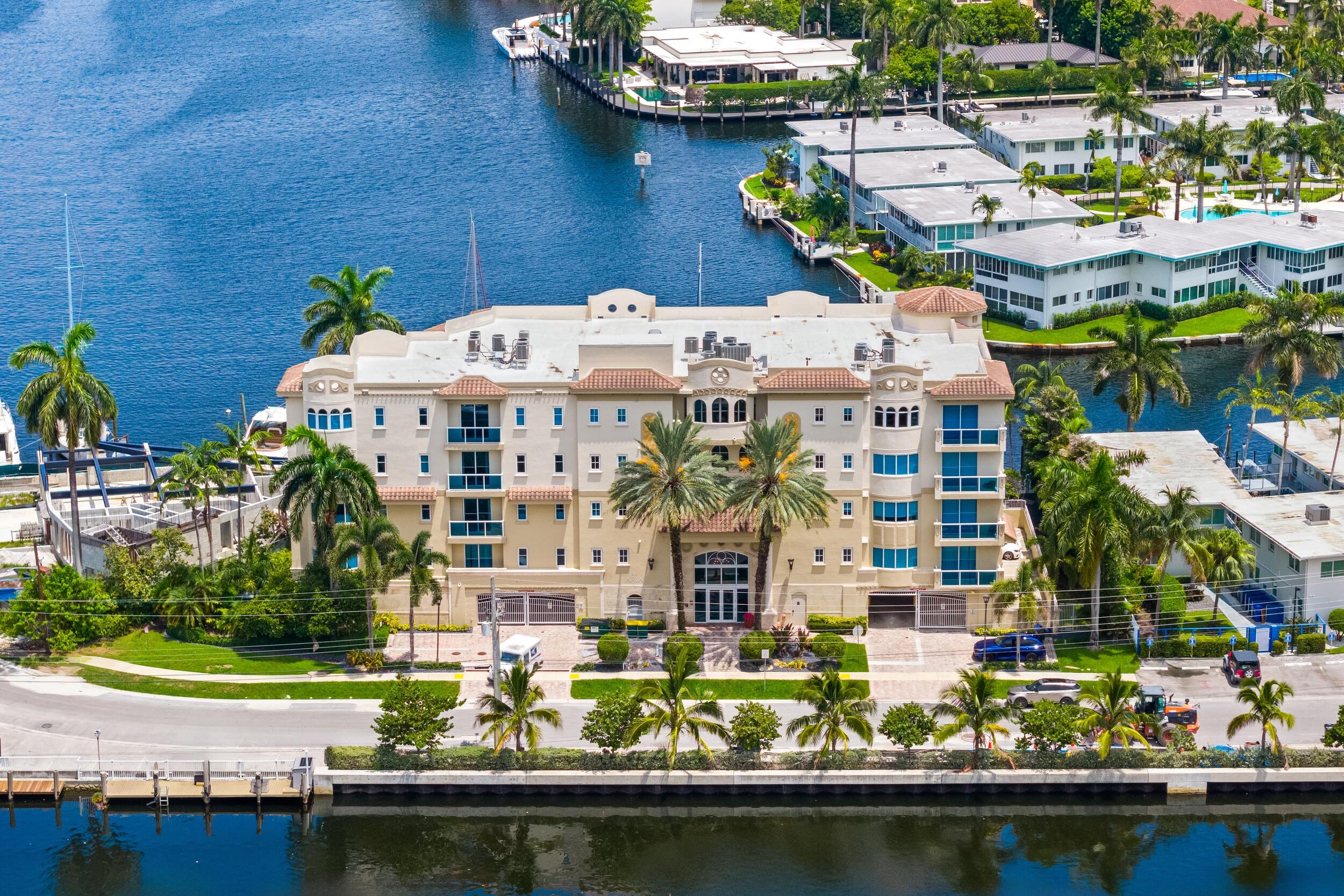 516 Hendricks #4A Fort Lauderdale, FL 33301