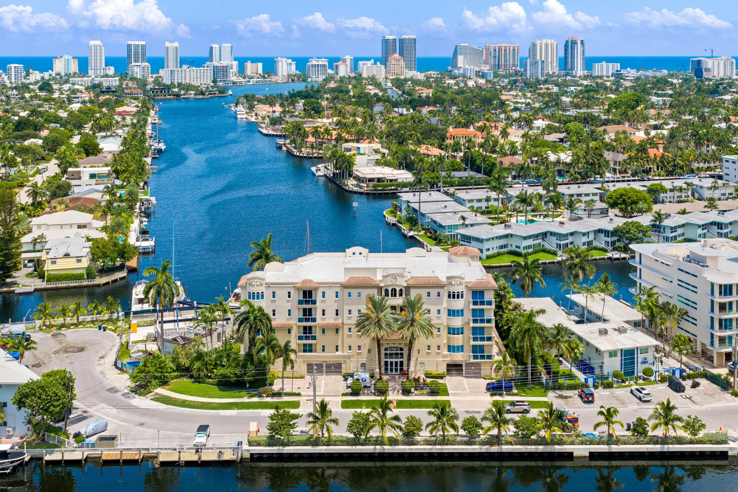 516 Hendricks #4A Fort Lauderdale, FL 33301