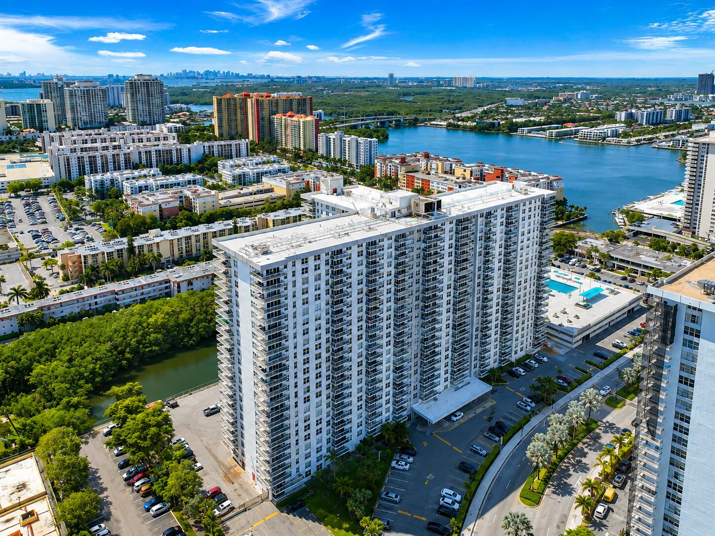 image Winston Towers 30036