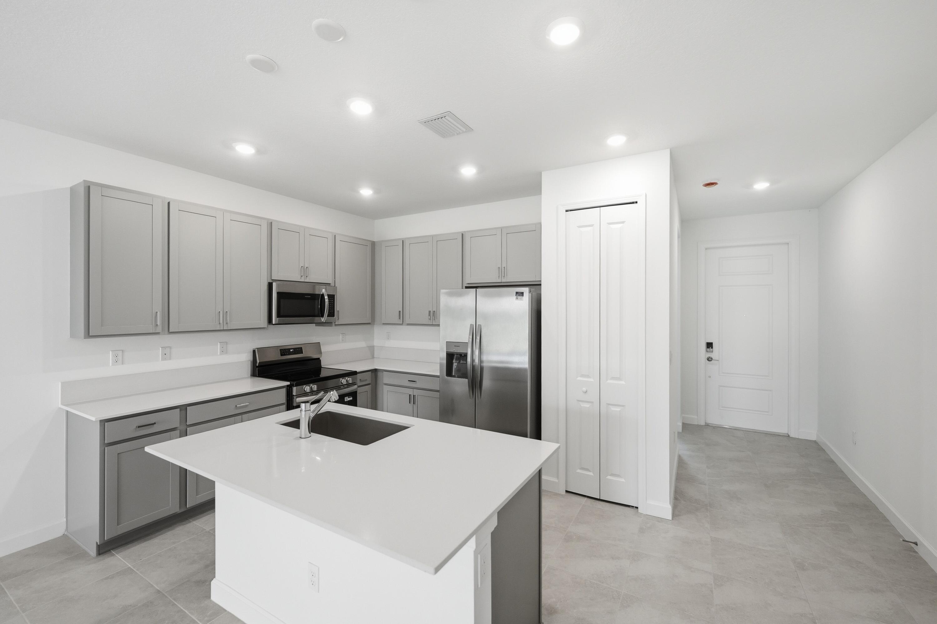 3526 Spanish Cedar Fort Pierce, FL 34946