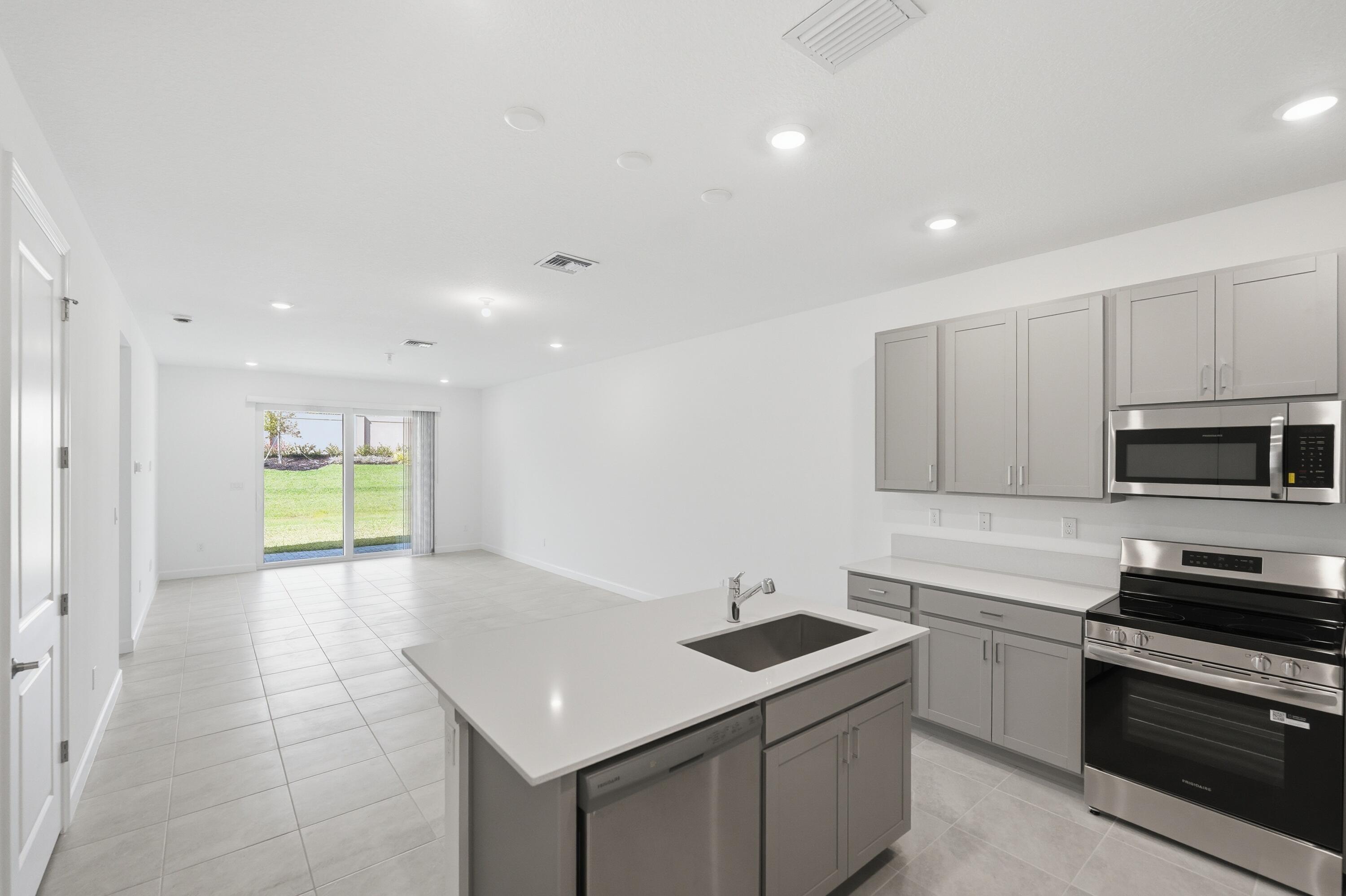 3526 Spanish Cedar Fort Pierce, FL 34946