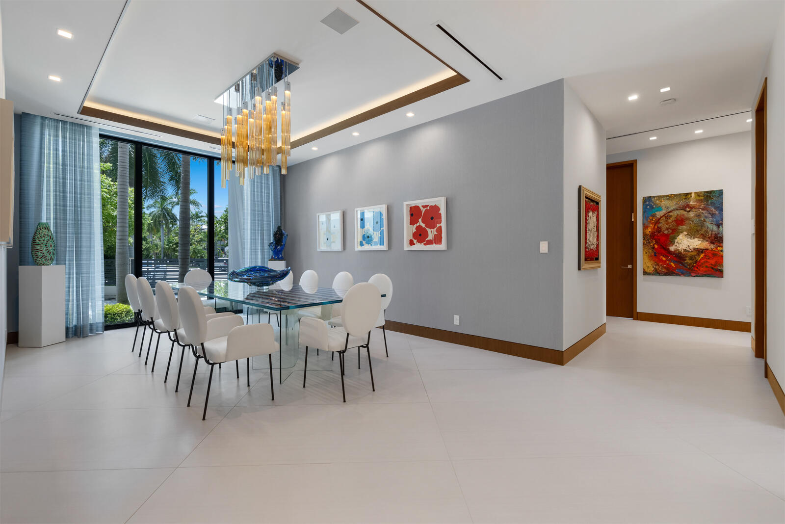 200 Fiesta Fort Lauderdale, FL 33301