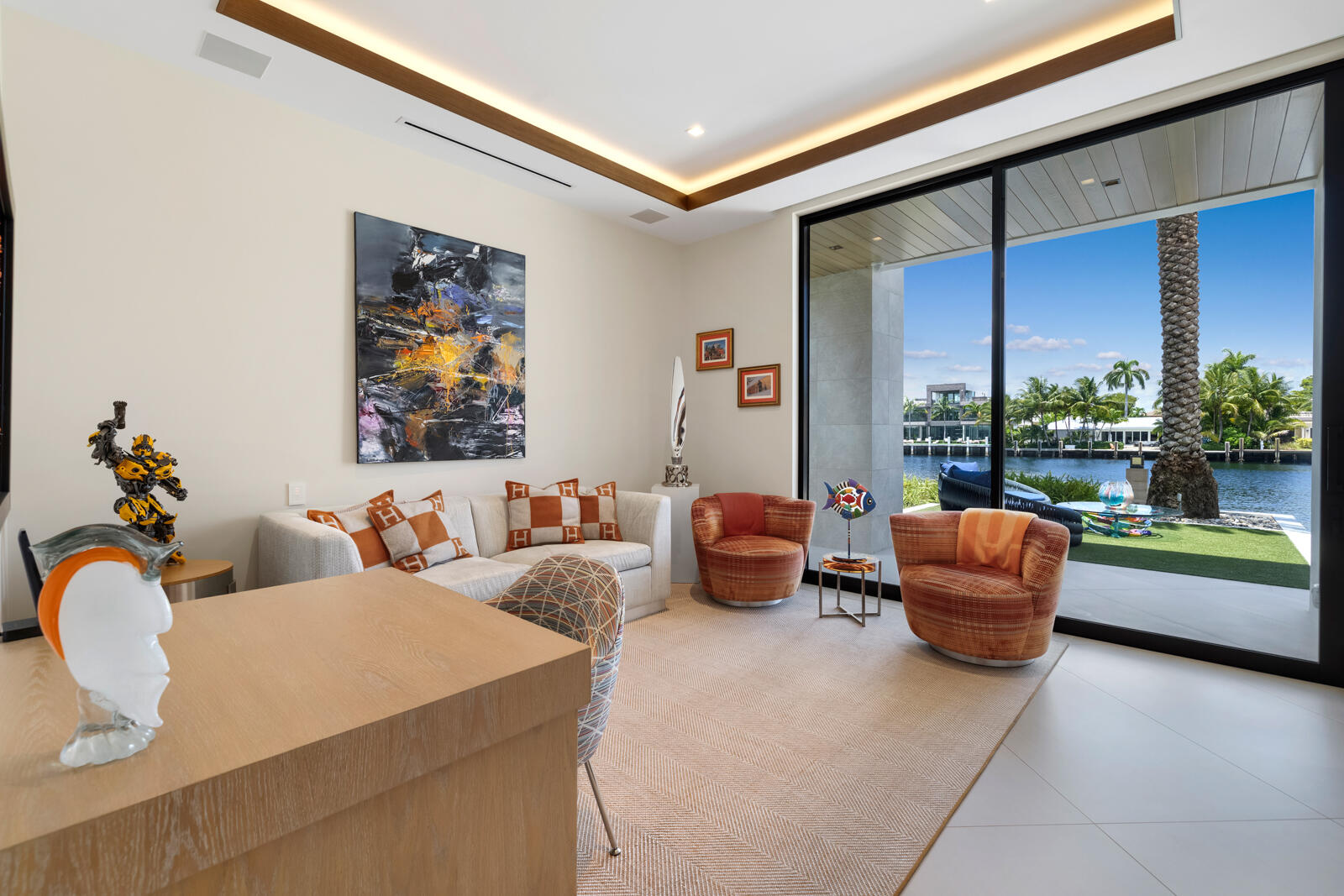 200 Fiesta Fort Lauderdale, FL 33301