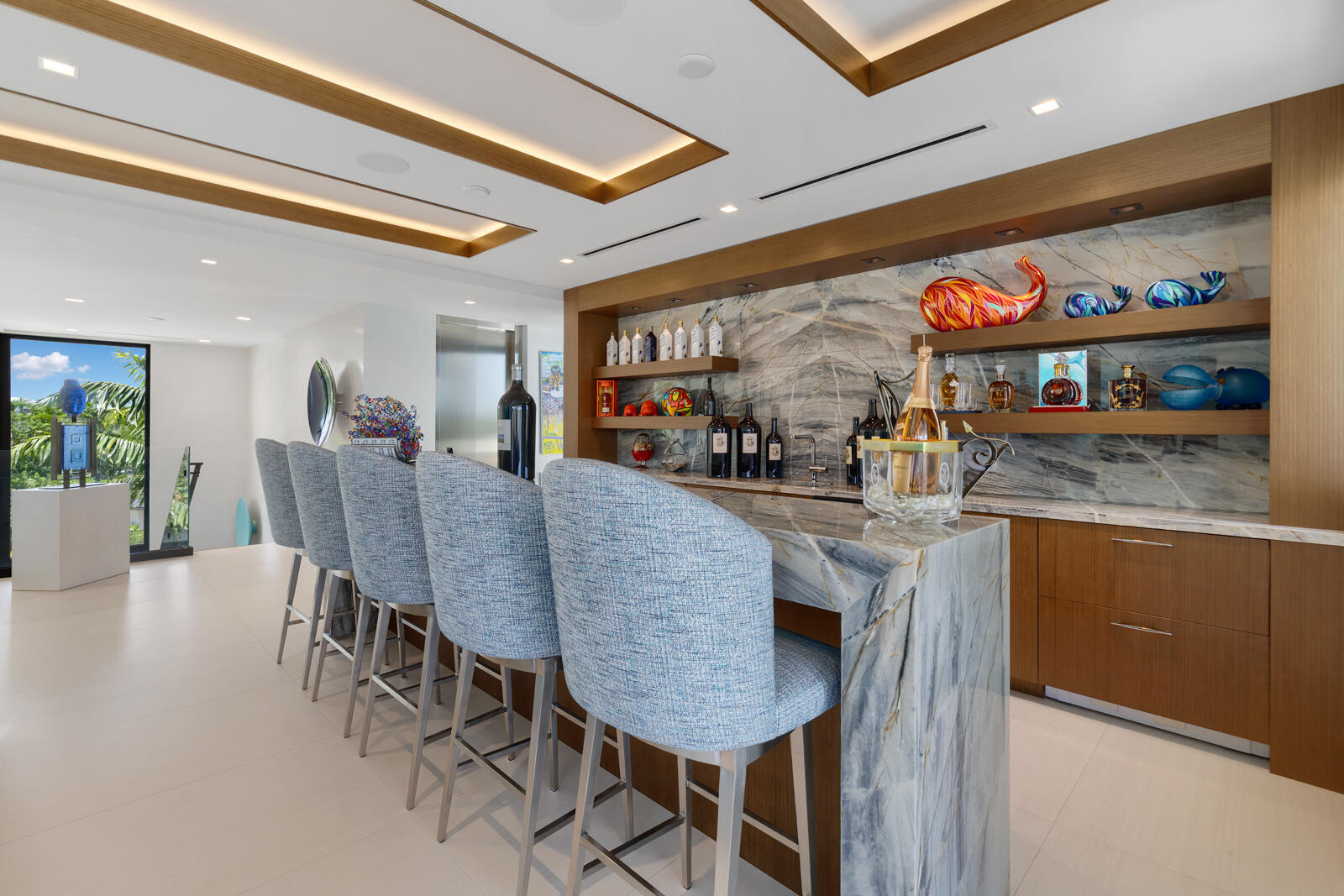 200 Fiesta Fort Lauderdale, FL 33301