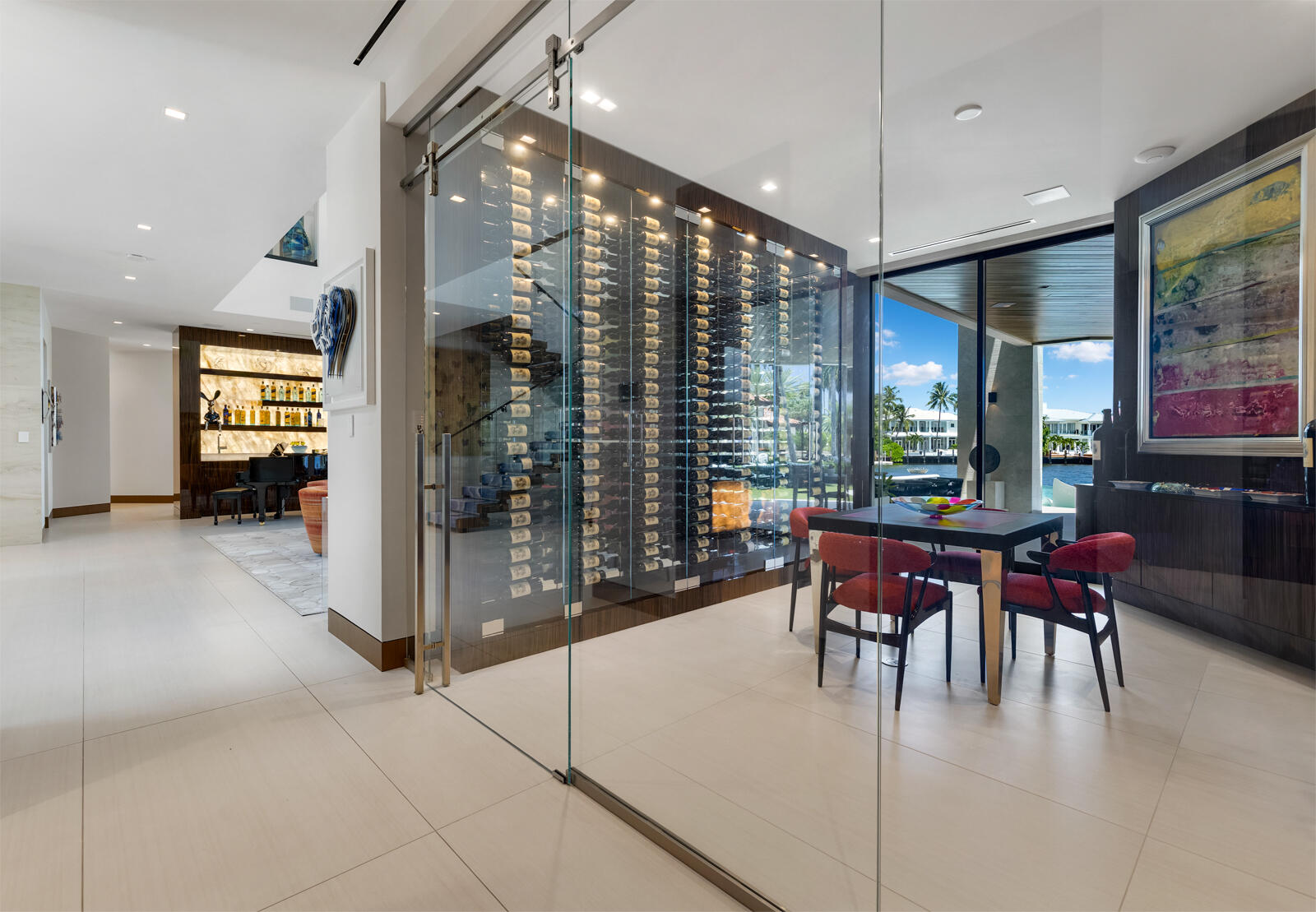 200 Fiesta Fort Lauderdale, FL 33301