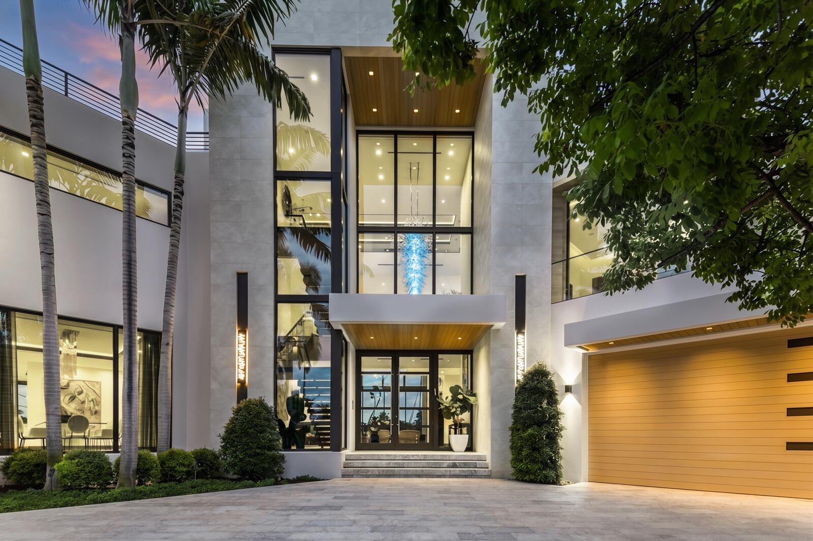 200 Fiesta Fort Lauderdale, FL 33301